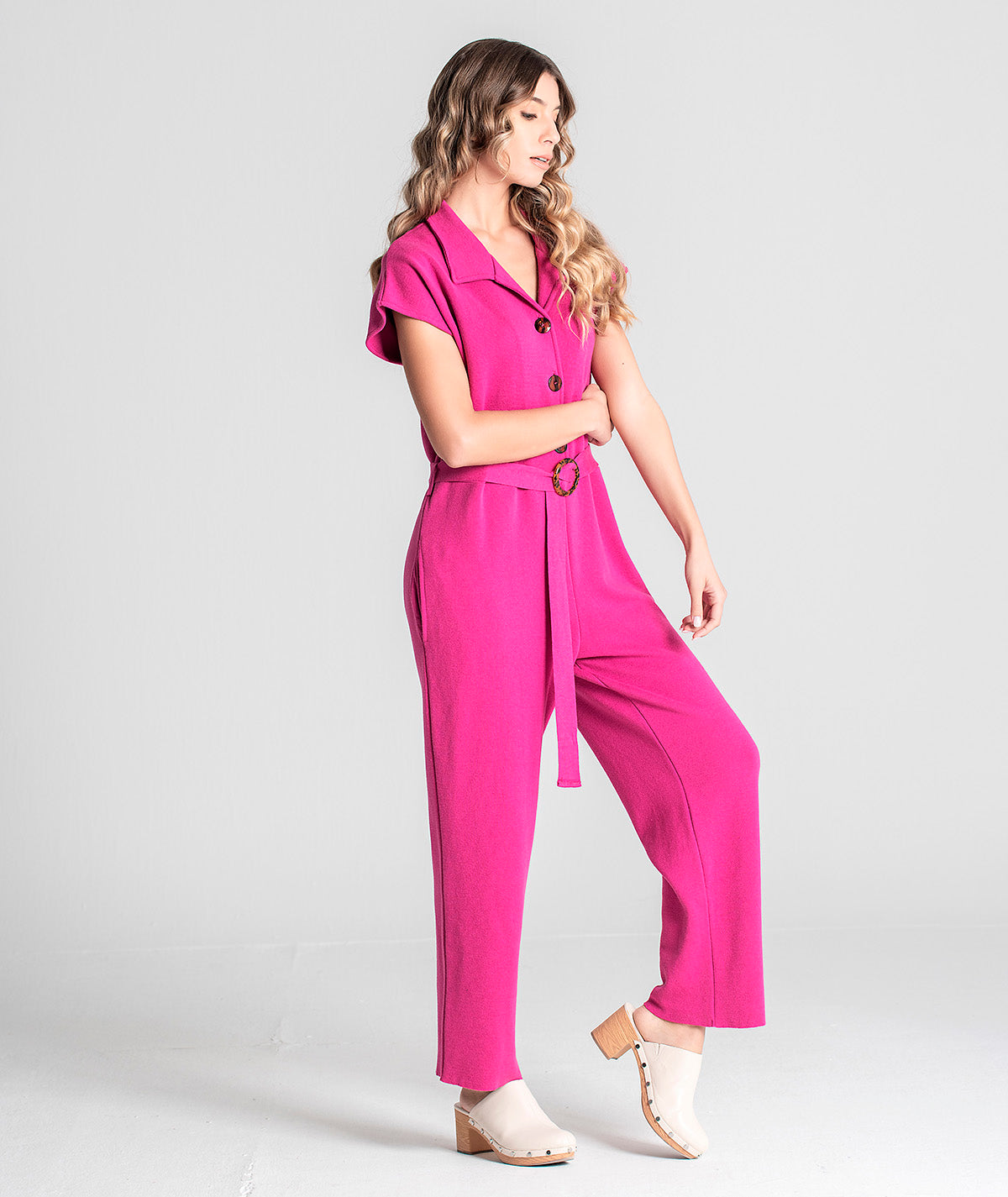 Macacão com cinto e botões na frente 3110