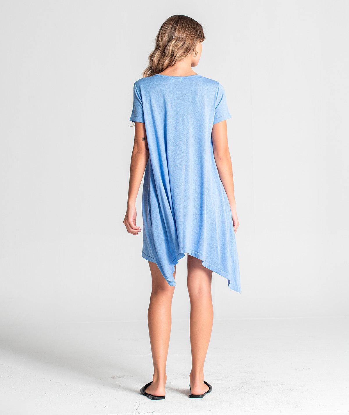 Vestido básico decote em V 3143