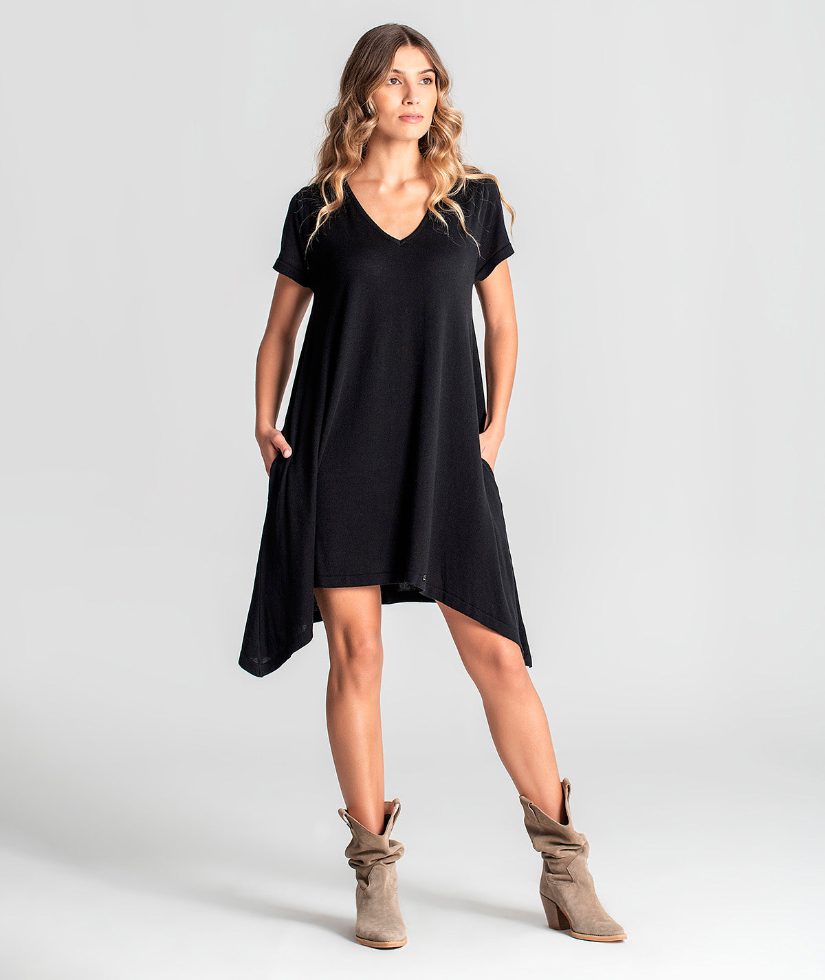 Vestido básico decote em V 3143