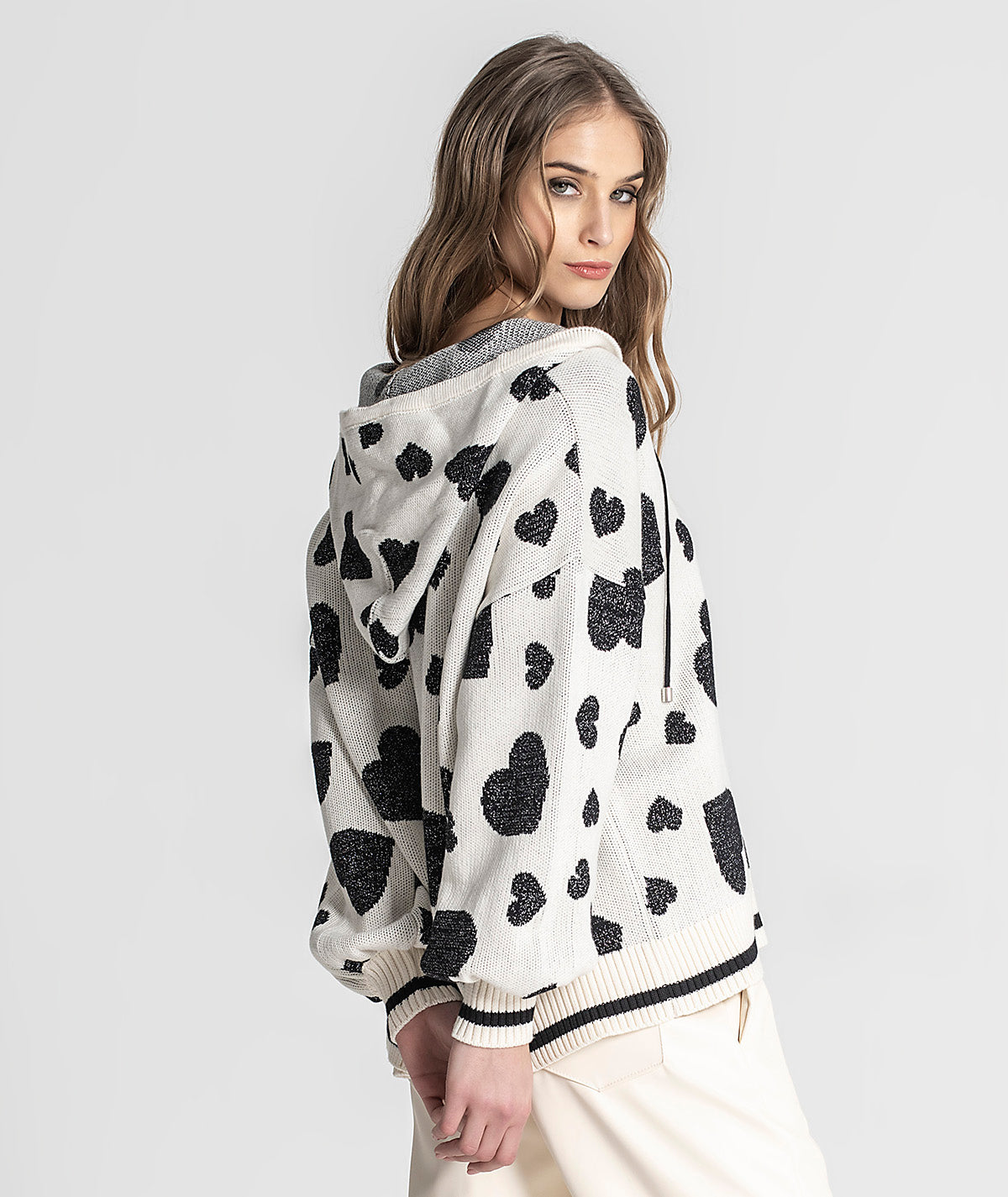 Camisola jacquard corações com capucho 3266