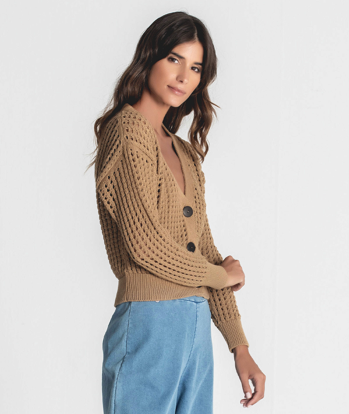 Short perforated jacket with buttons 3289