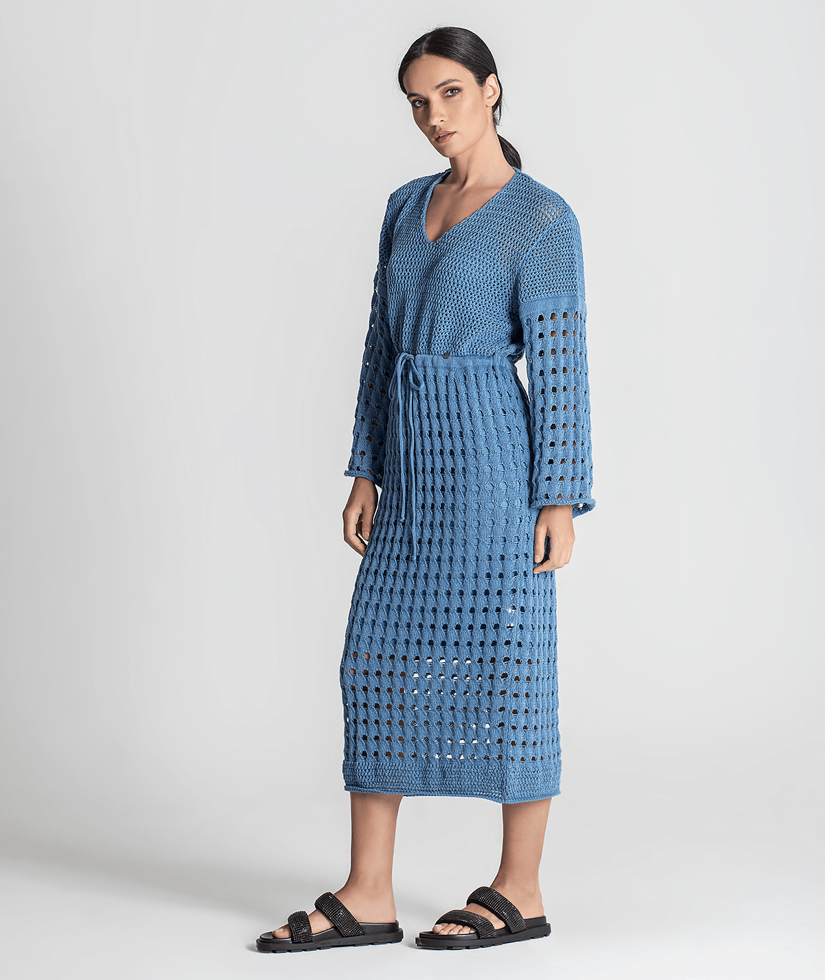 Vestido perfurado com cordão 3291