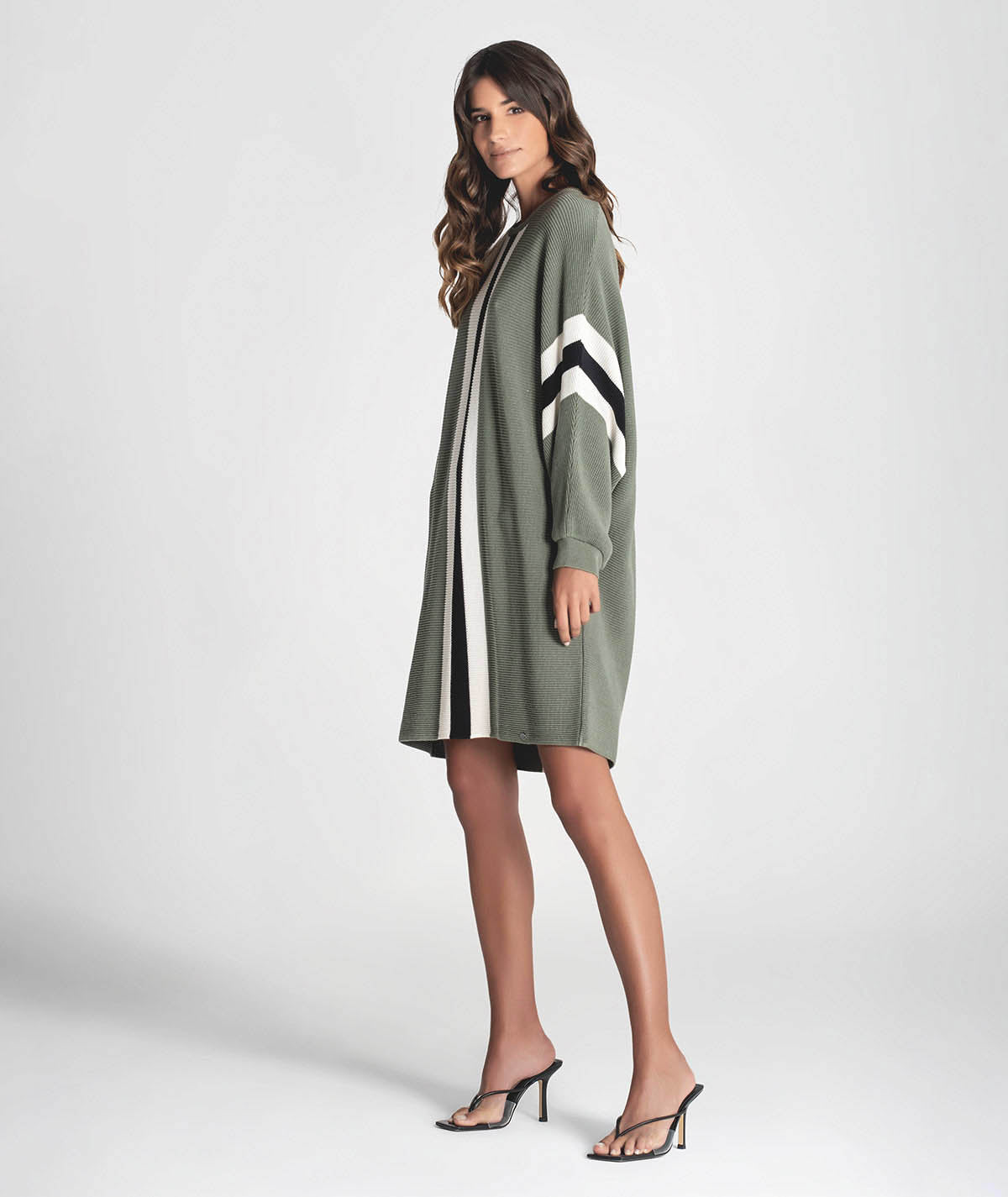 Vestido canelado com risca na frente 3324