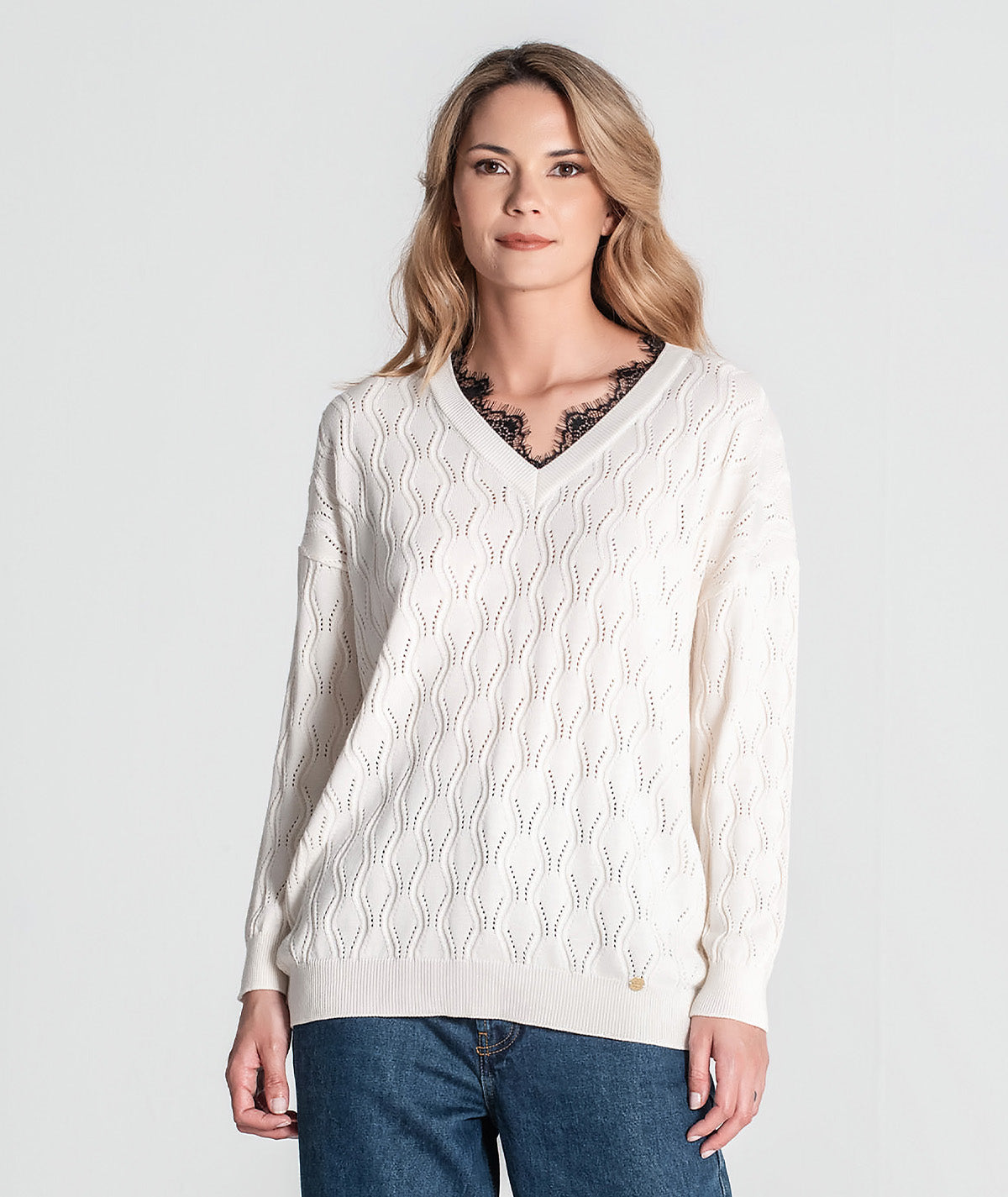 Camisola perfurada com renda 3351