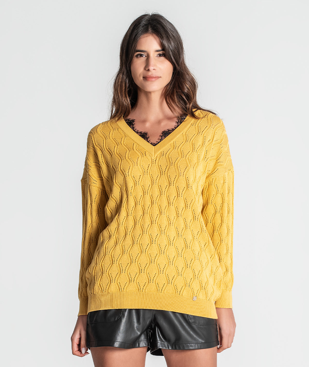 Camisola perfurada com renda 3351