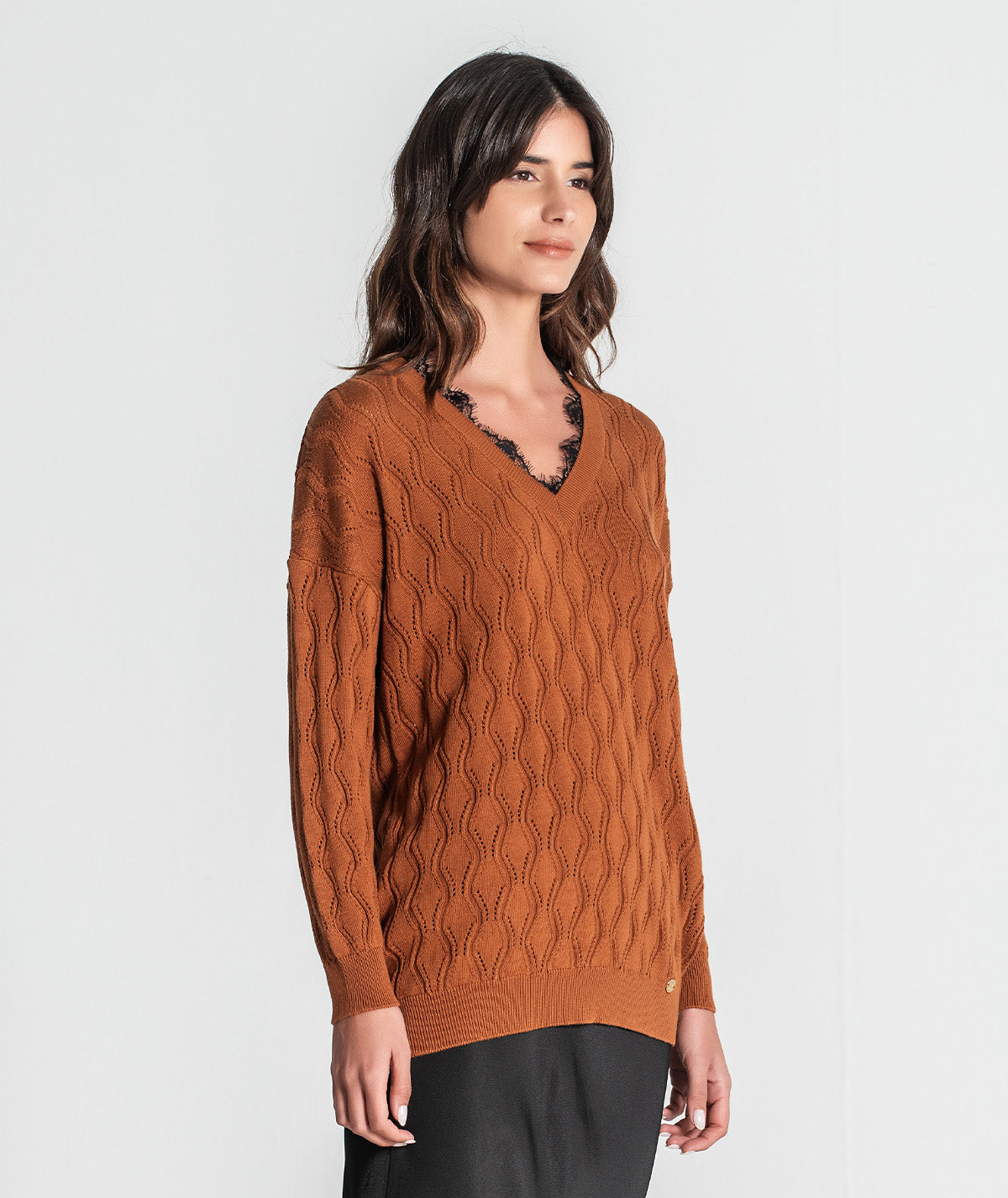 Camisola perfurada com renda 3351