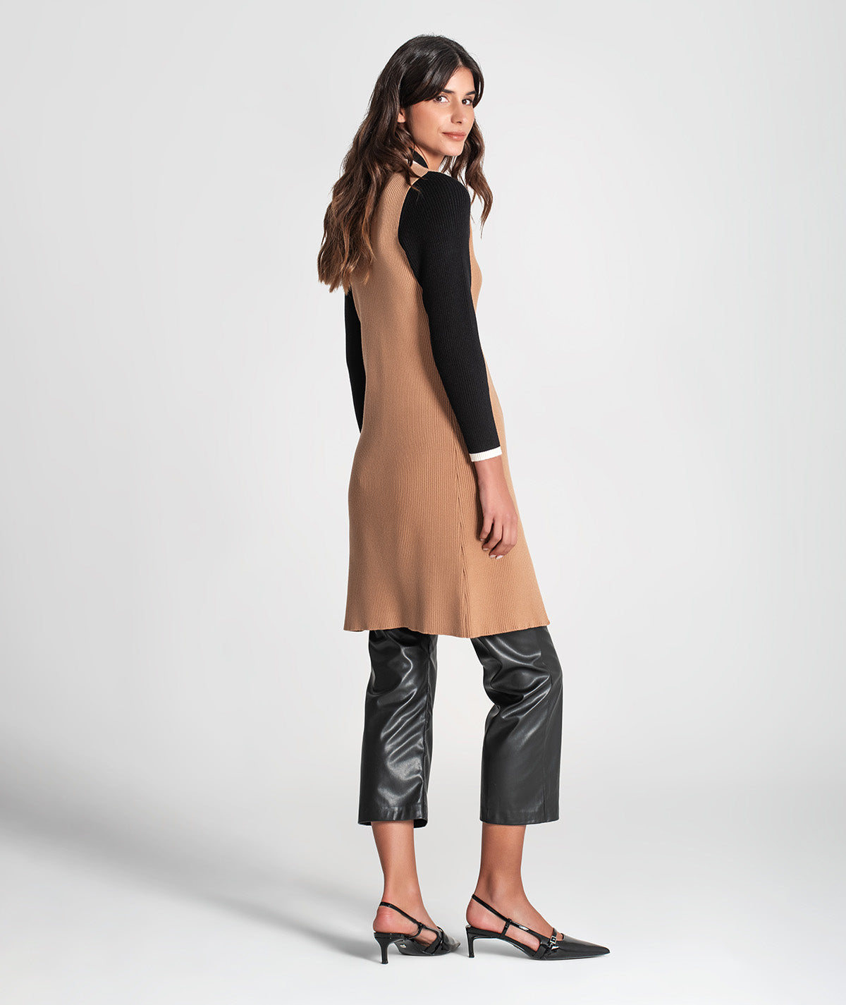 Vestido com contrastes 3354