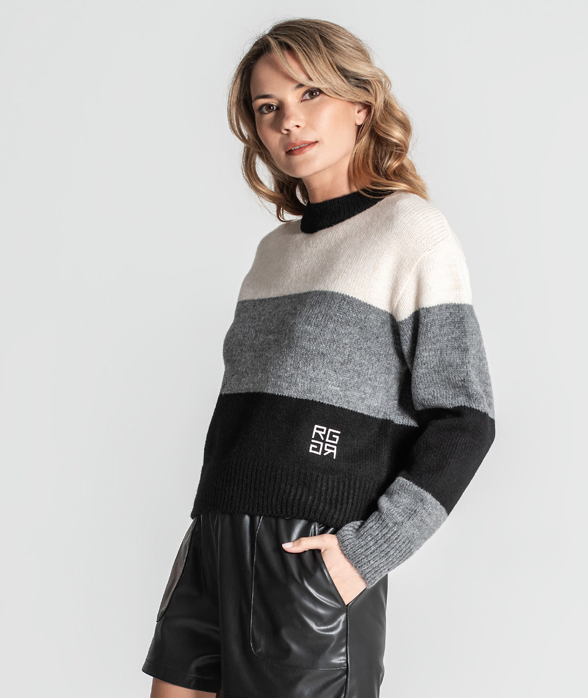 Camisola riscas com bordado 3372