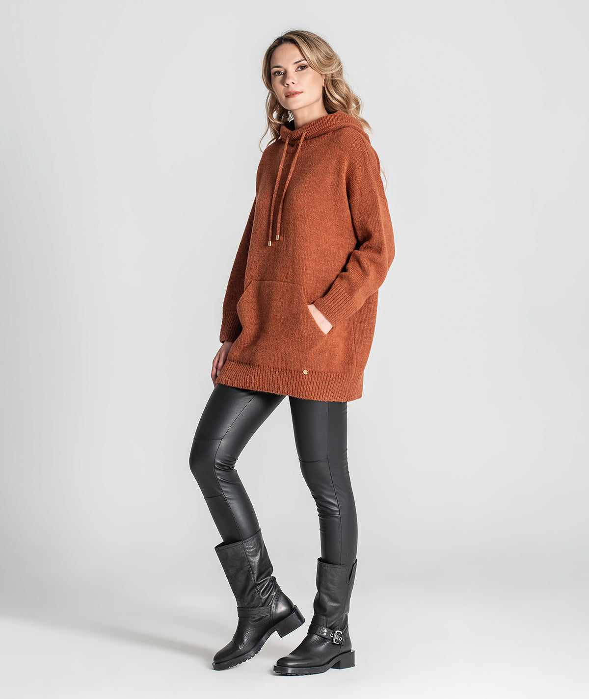 Camisola com capucho 3373