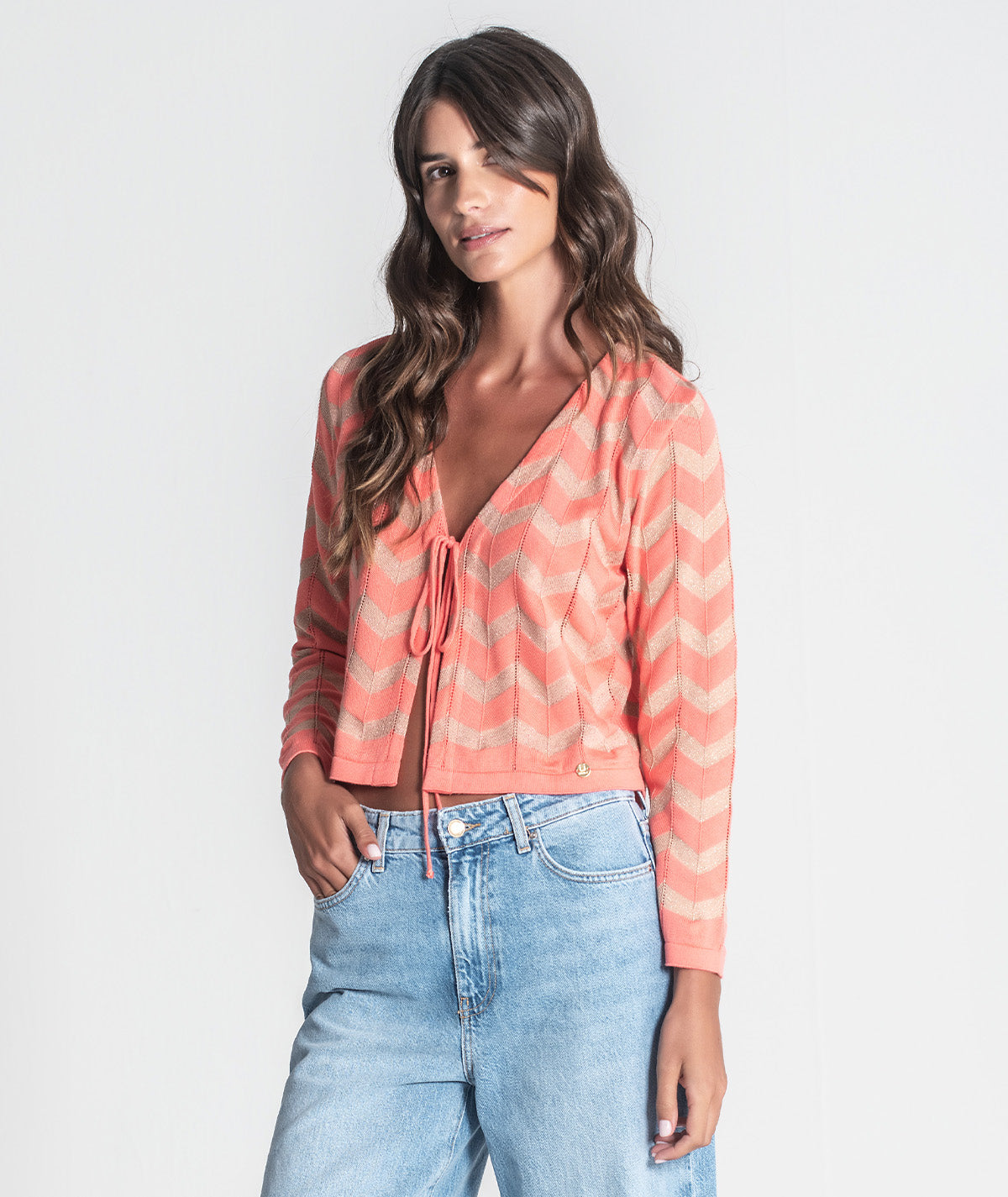 Casaco curto zigzag com brilho 3383