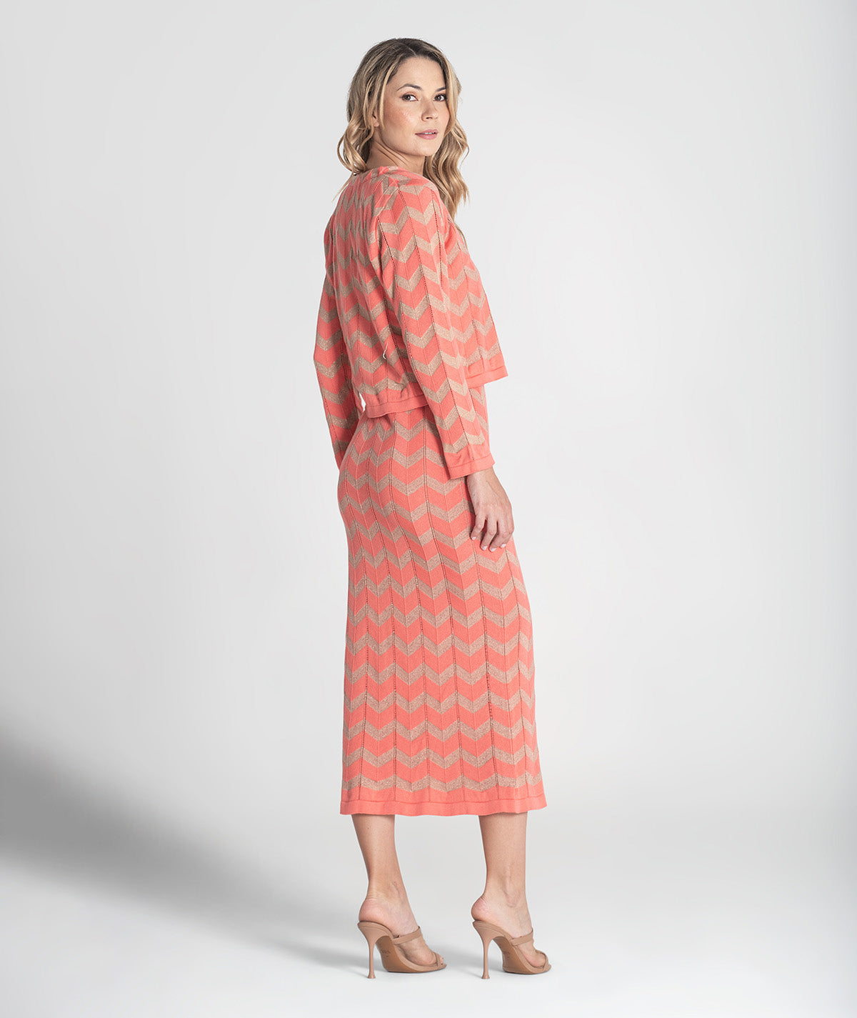 Casaco curto zigzag com brilho 3383