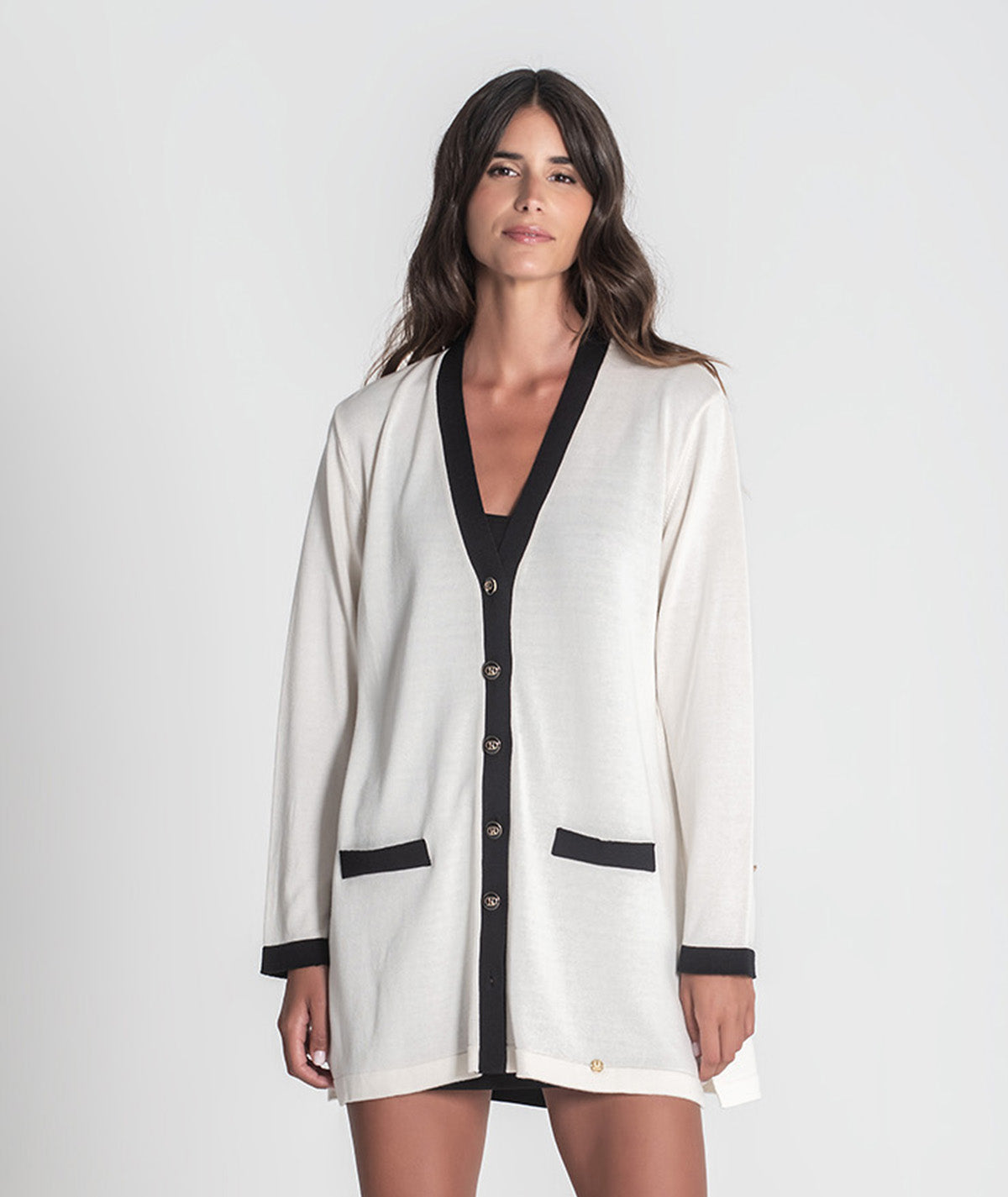 Casaco com contrastes e botões 3408