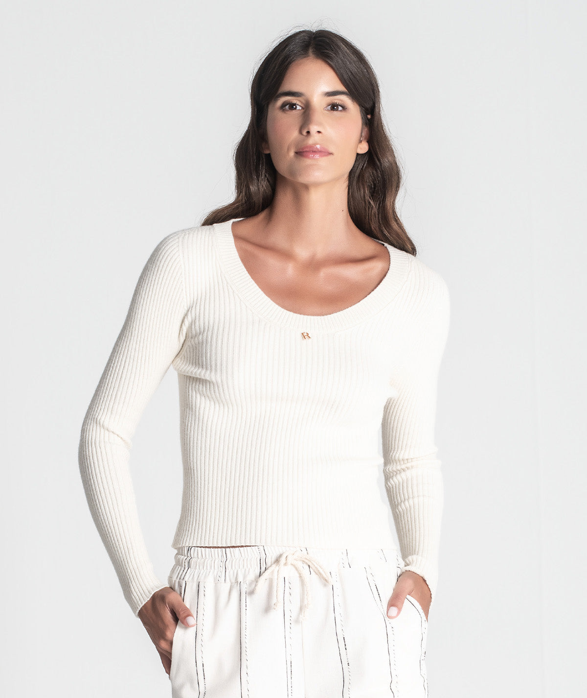 Camisola canelada com chapa R 3418