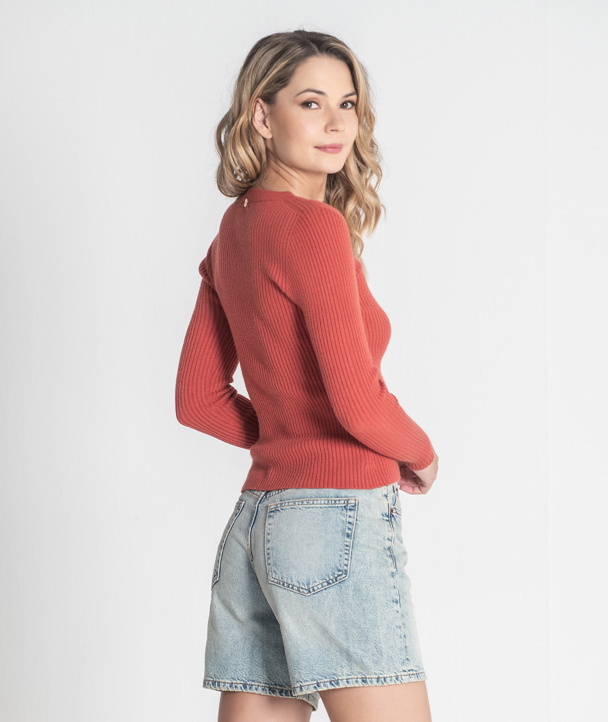 Camisola canelada com chapa R 3418