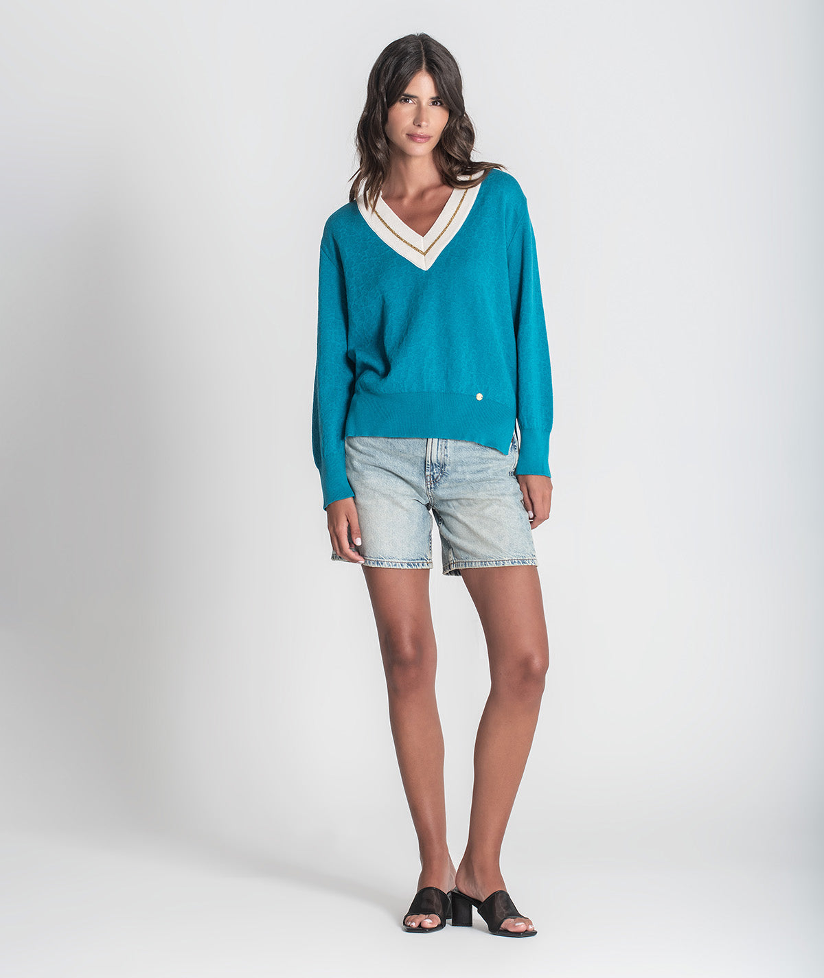 Camisola com relevos e botões 3422