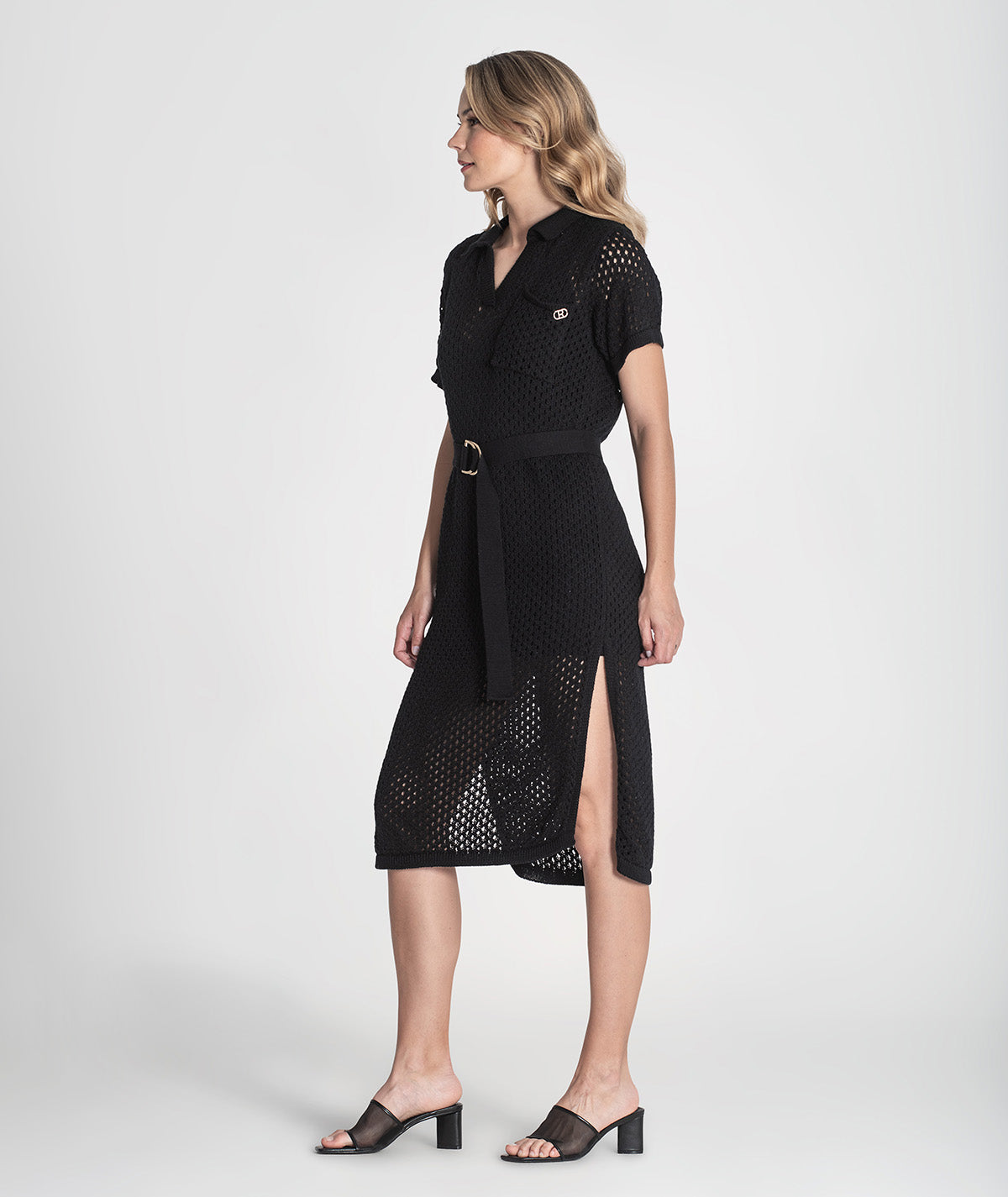 Vestido perfurado com chapa r no bolso 3428