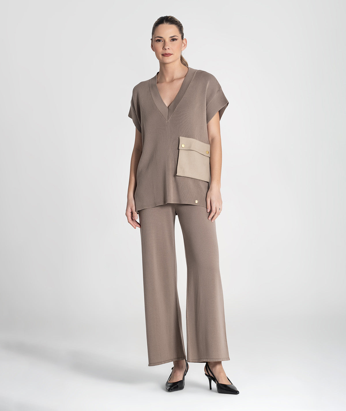 Vest with pocket 3438