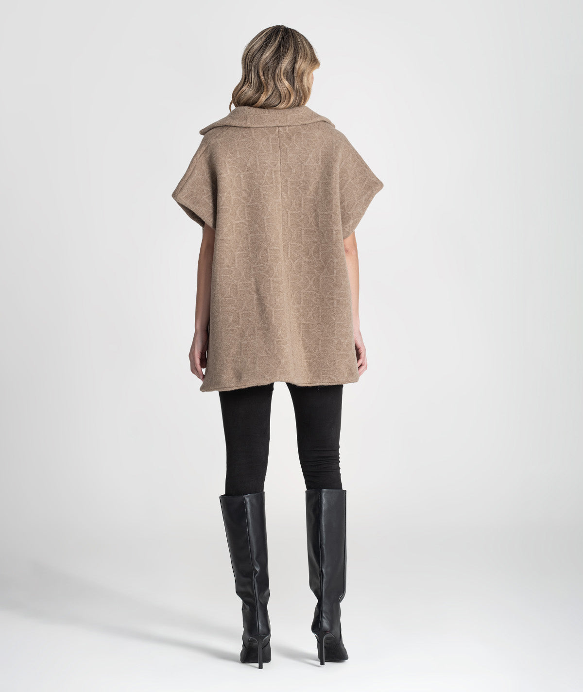 Colete oversize com relevos 3450