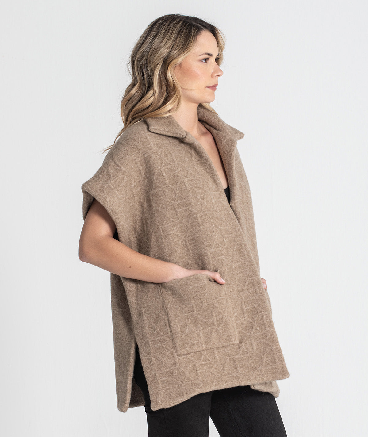 Colete oversize com relevos 3450