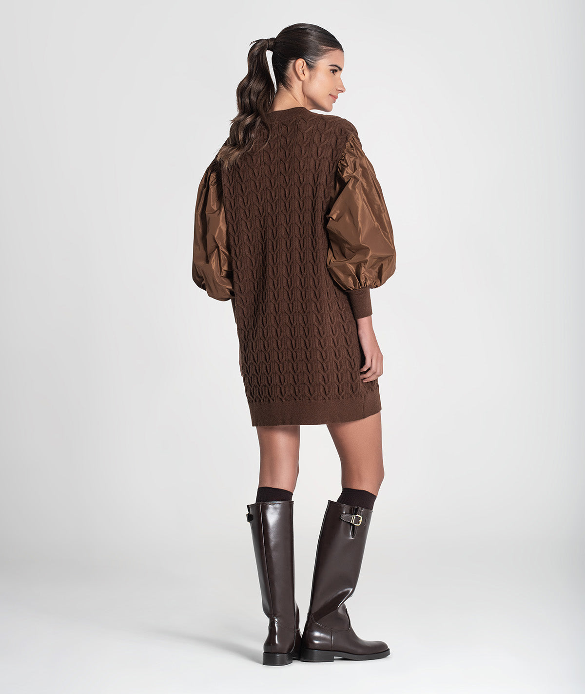 Vestido tranças com mangas em tecido 3457
