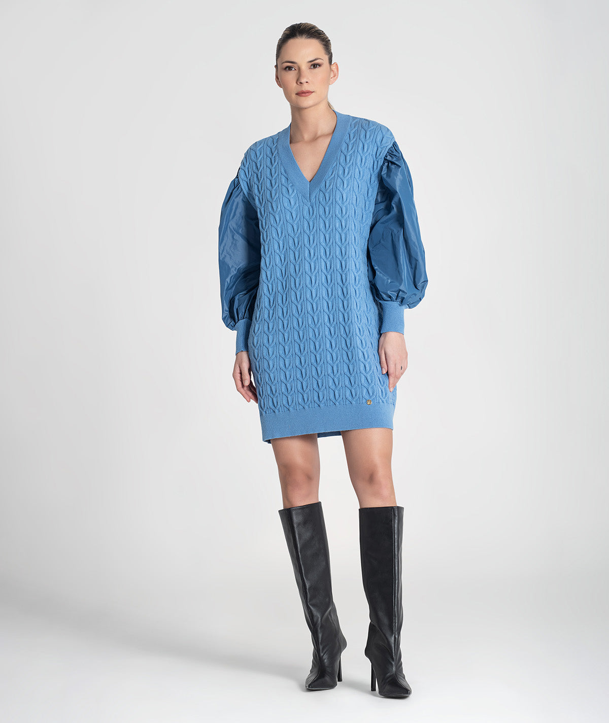 Vestido tranças com mangas em tecido 3457