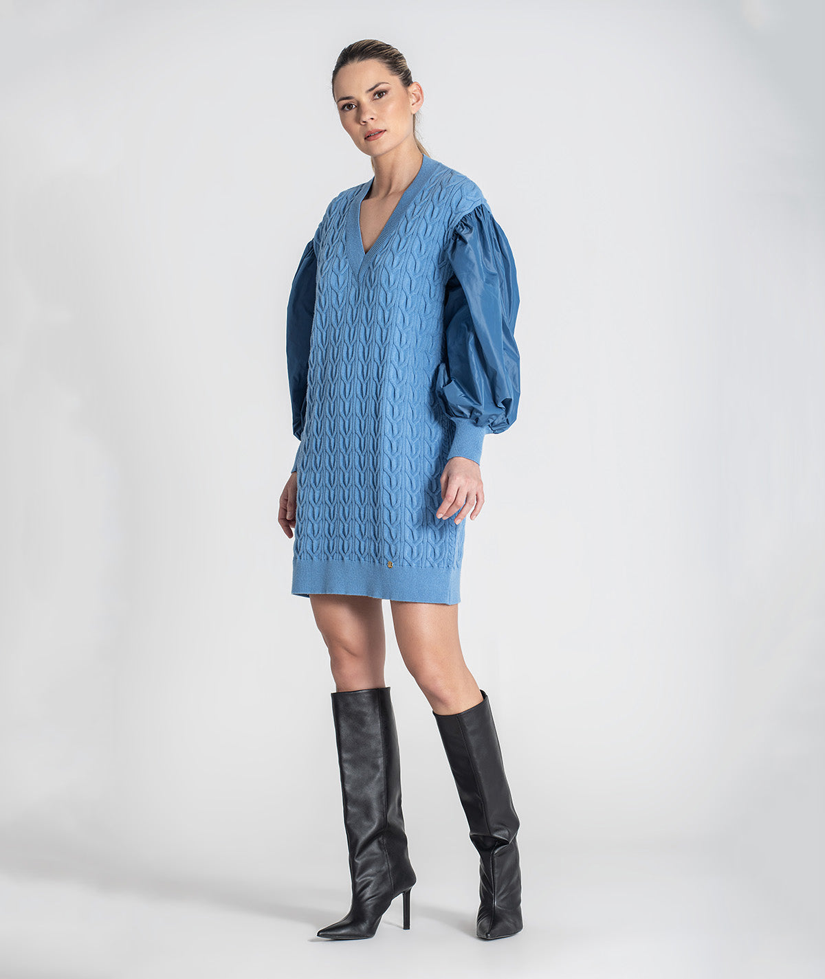 Vestido tranças com mangas em tecido 3457