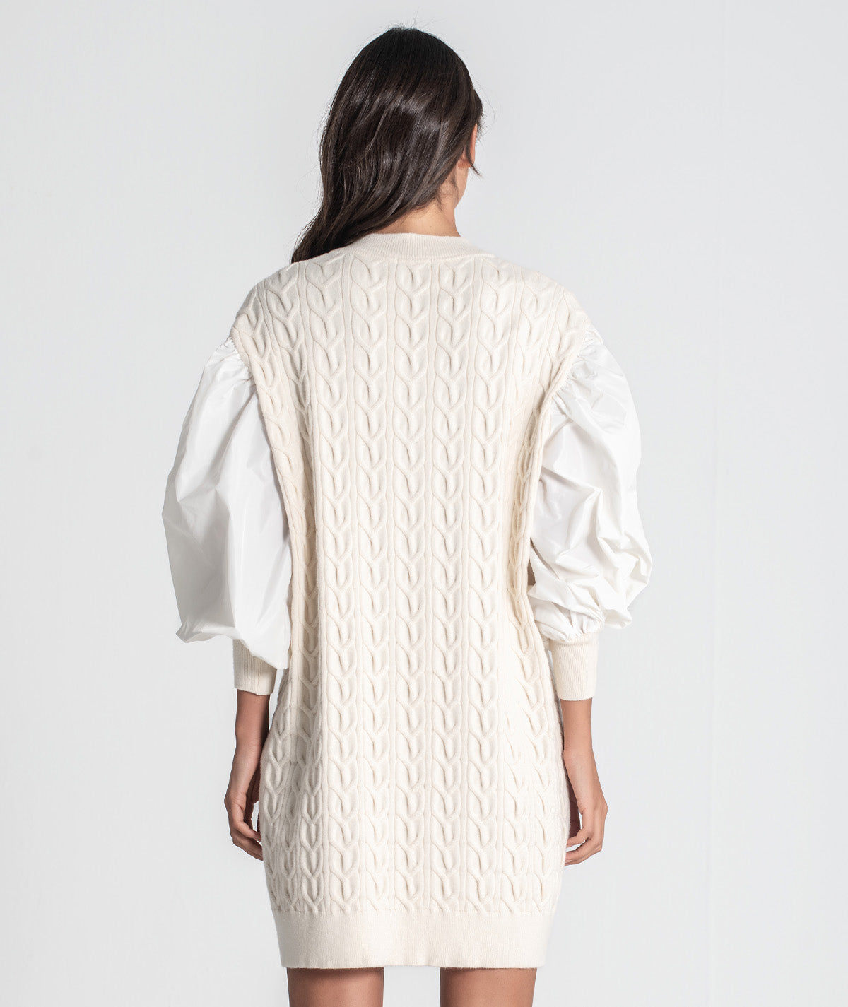 Vestido tranças com mangas em tecido 3457