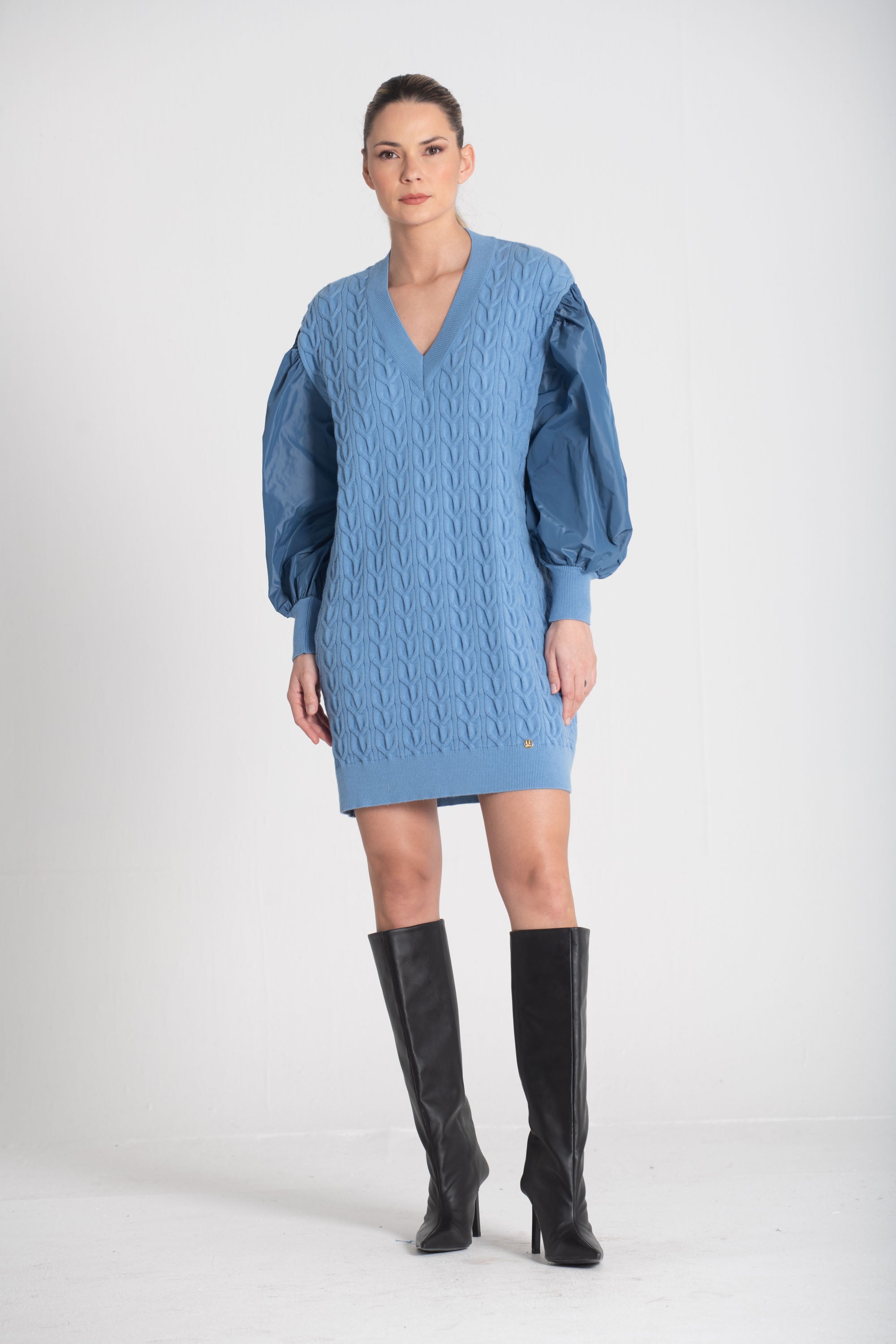 Vestido tranças com mangas em tecido 3457