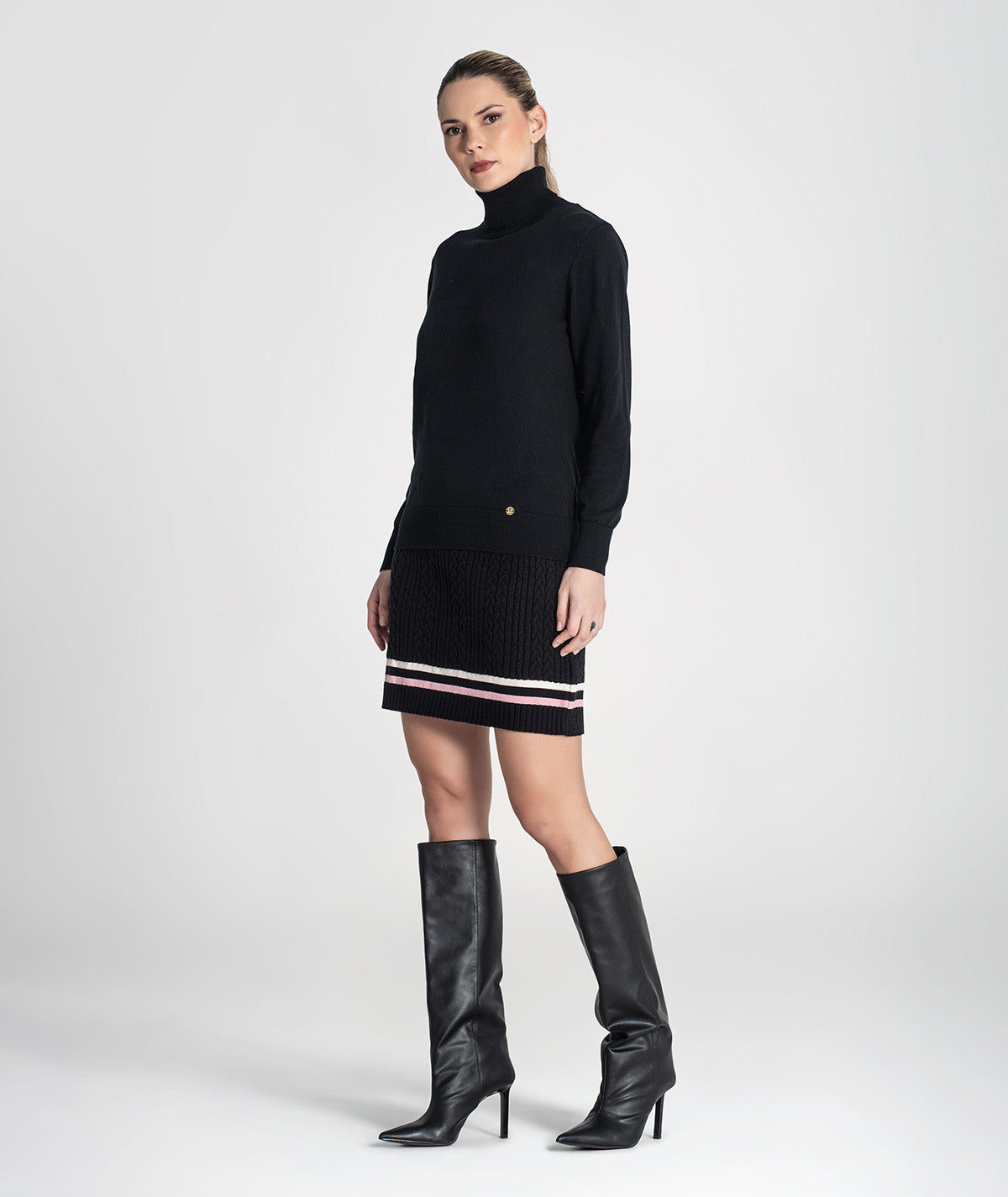 Mini skirt with braids 3459