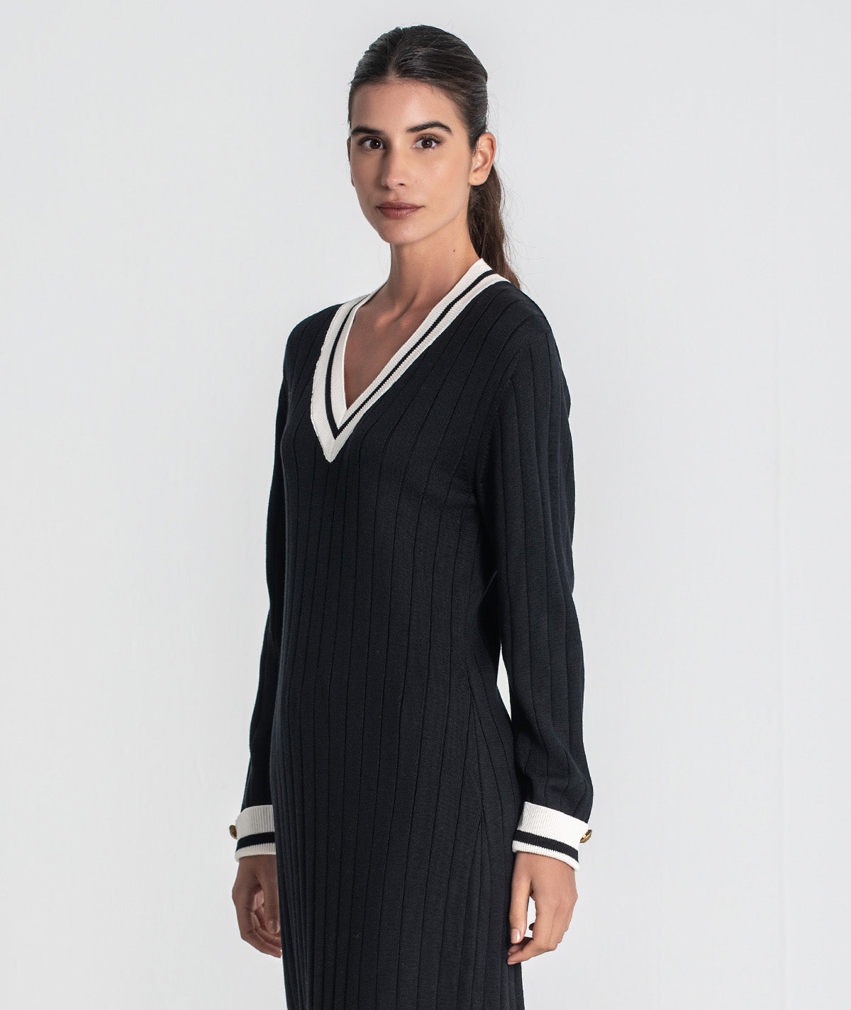 Vestido canelado com contraste no decote 3472
