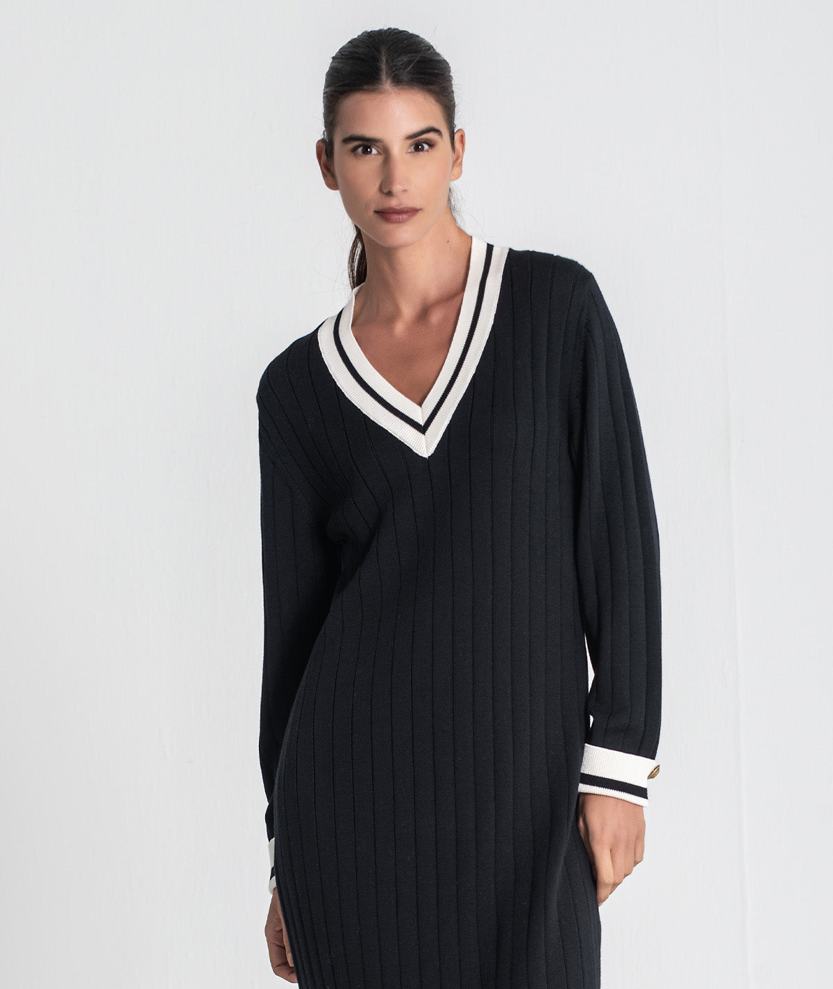 Vestido canelado com contraste no decote 3472
