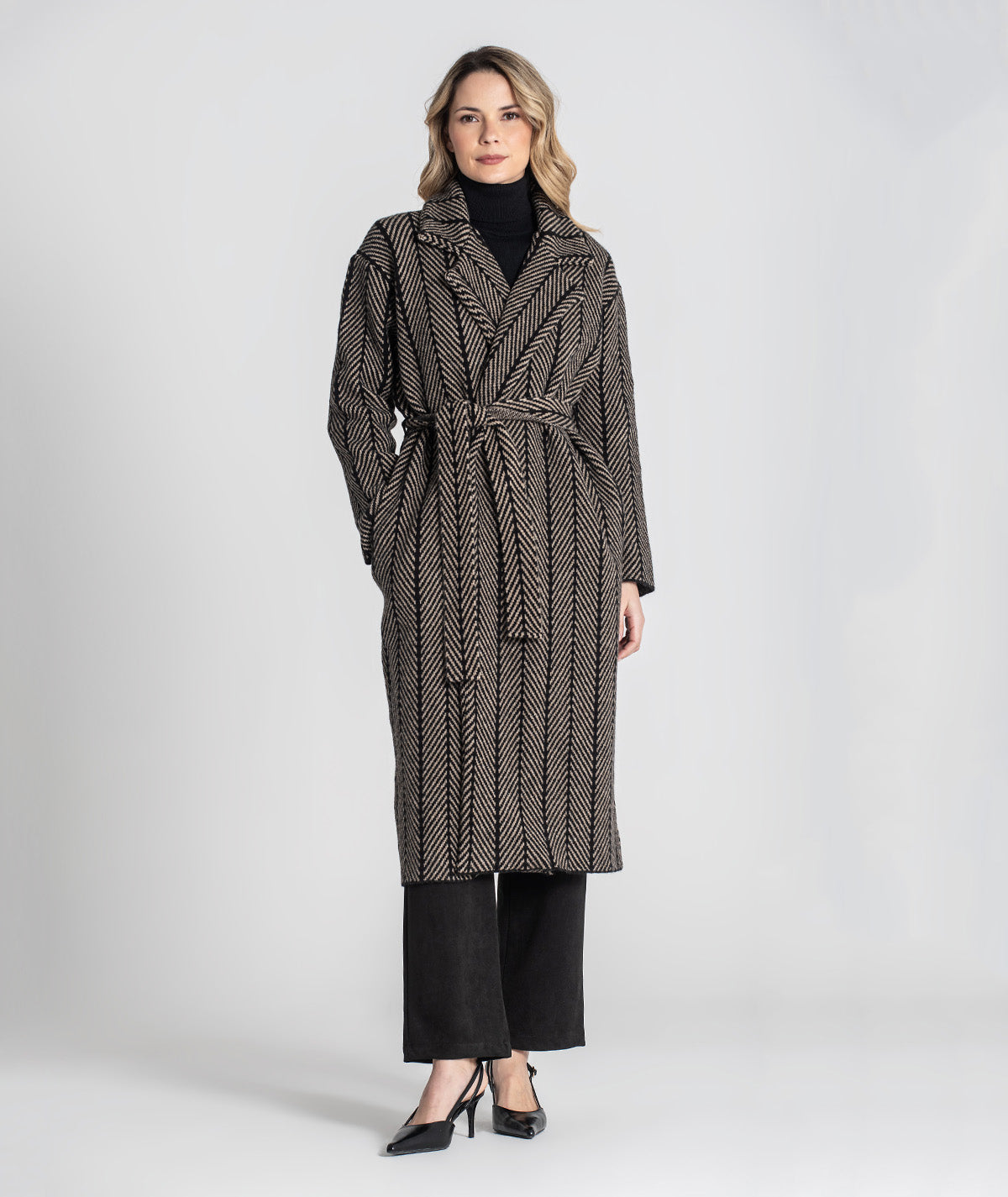 Casaco comprido com jacquard 3479