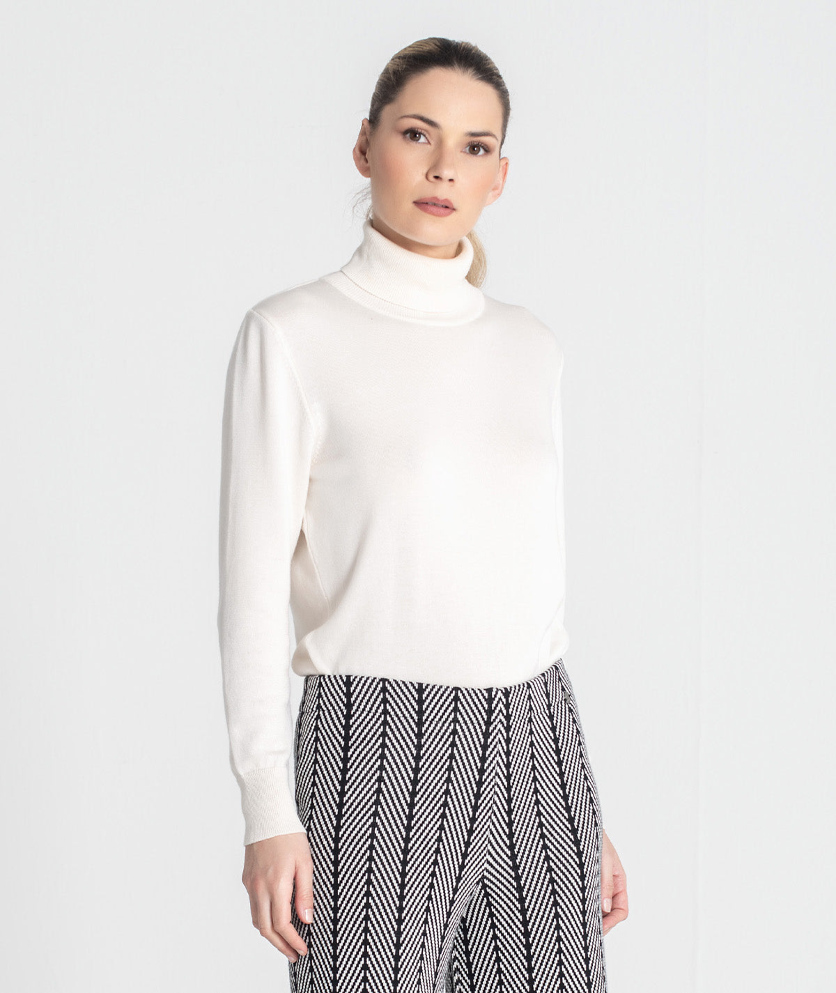 Camisola básica de gola alta 3480