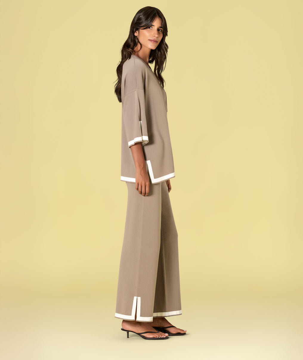 Camisola com contrastes e bolso 3482
