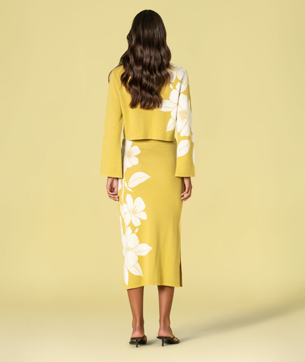 Casaco curto com jacquard flores 3497