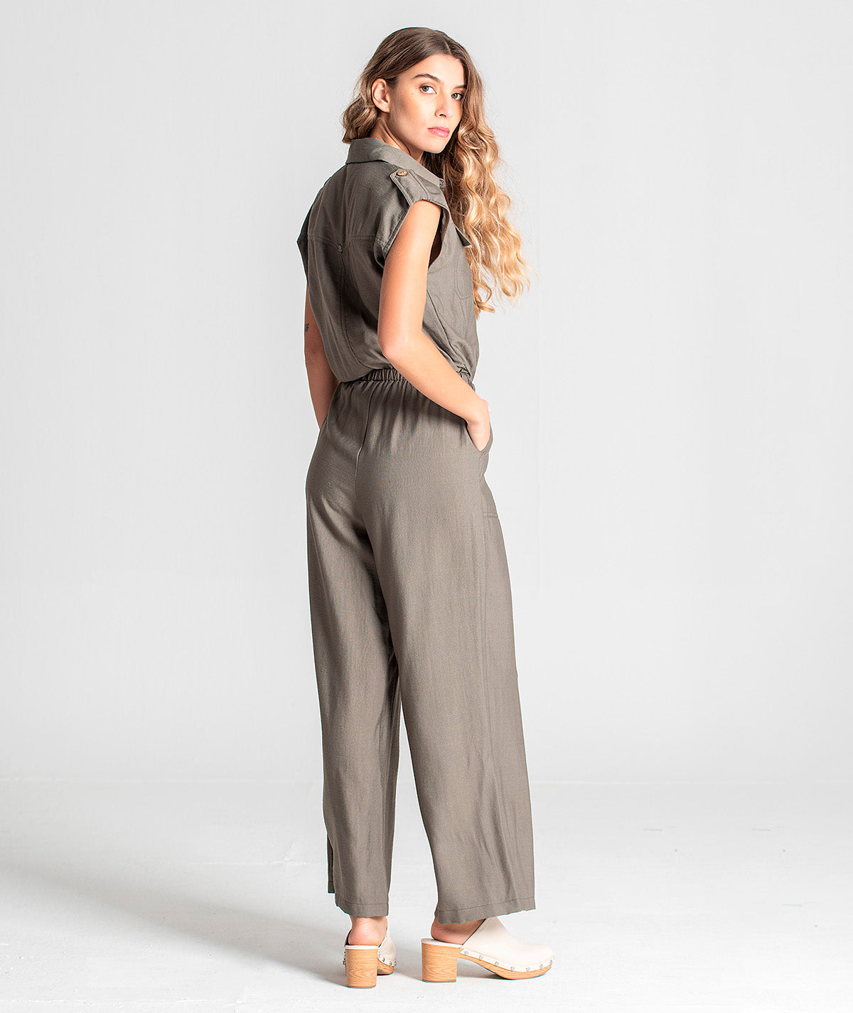Jumpsuit with buttons 6044