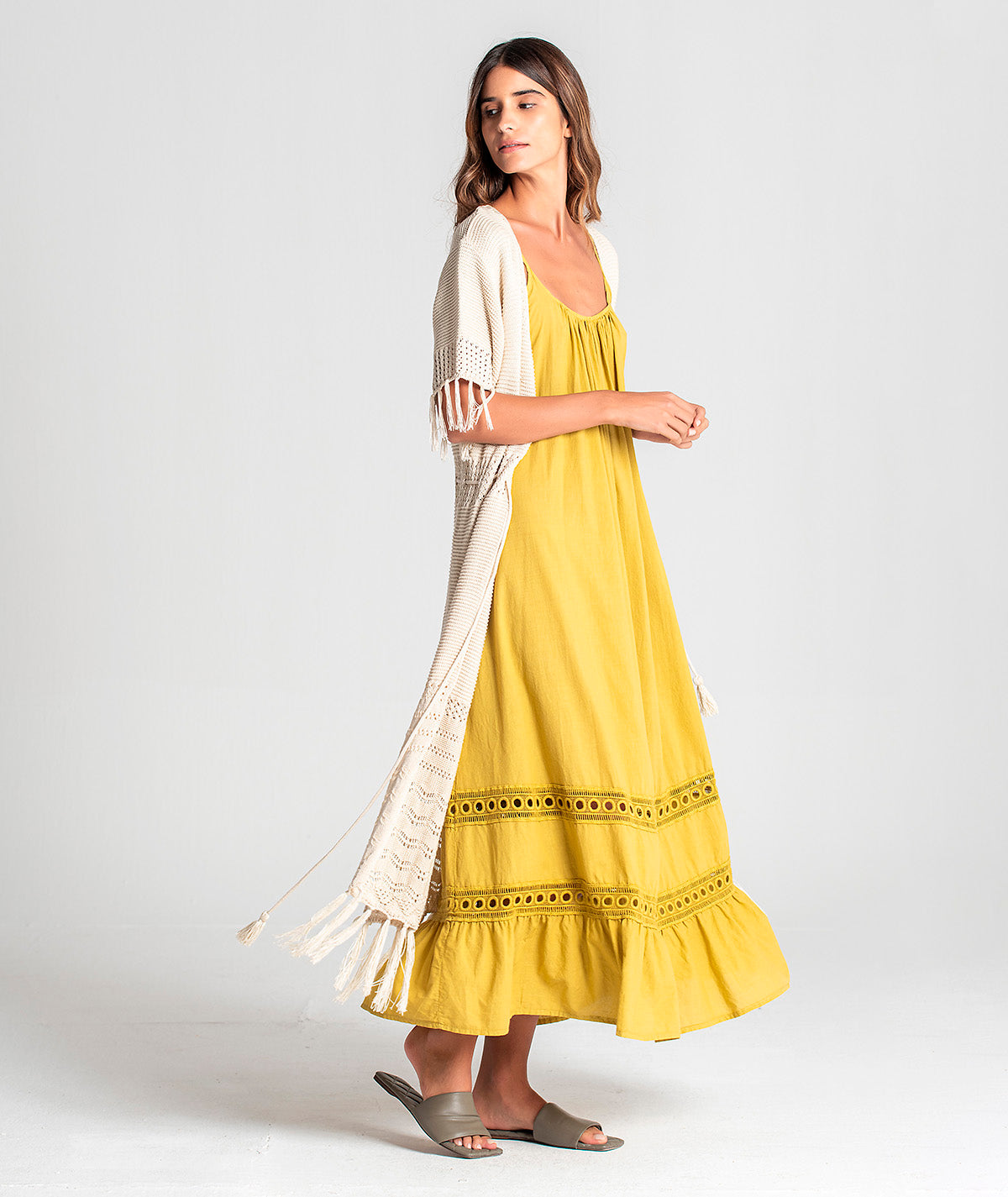 Vestido de alças com detalhe no fundo 6050