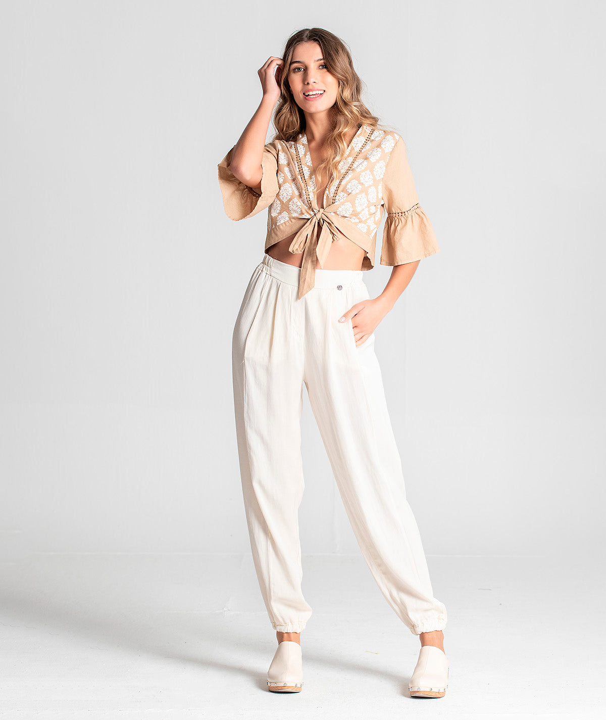 Blusa com laço na frente 6059