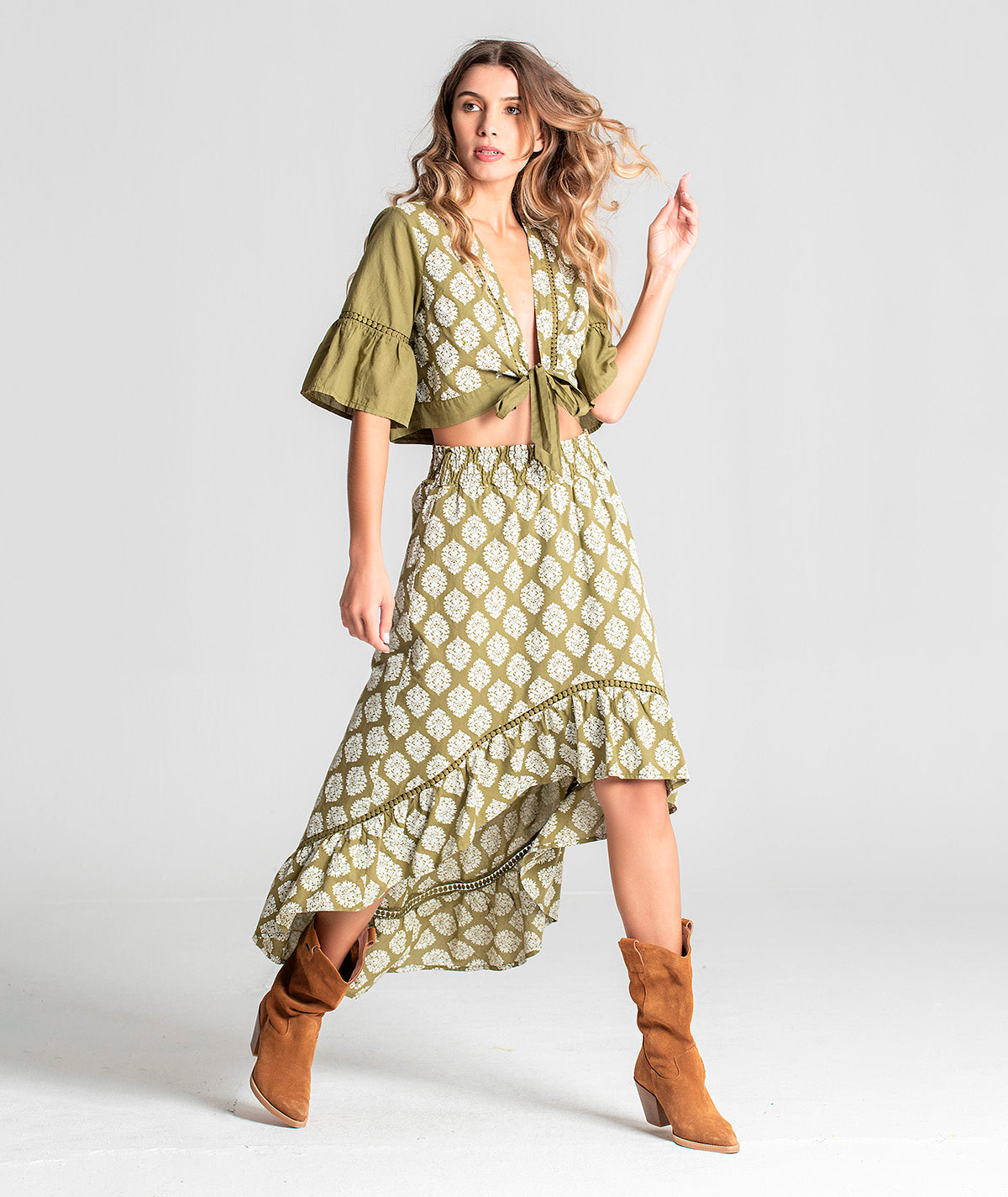 Blusa com laço na frente 6059
