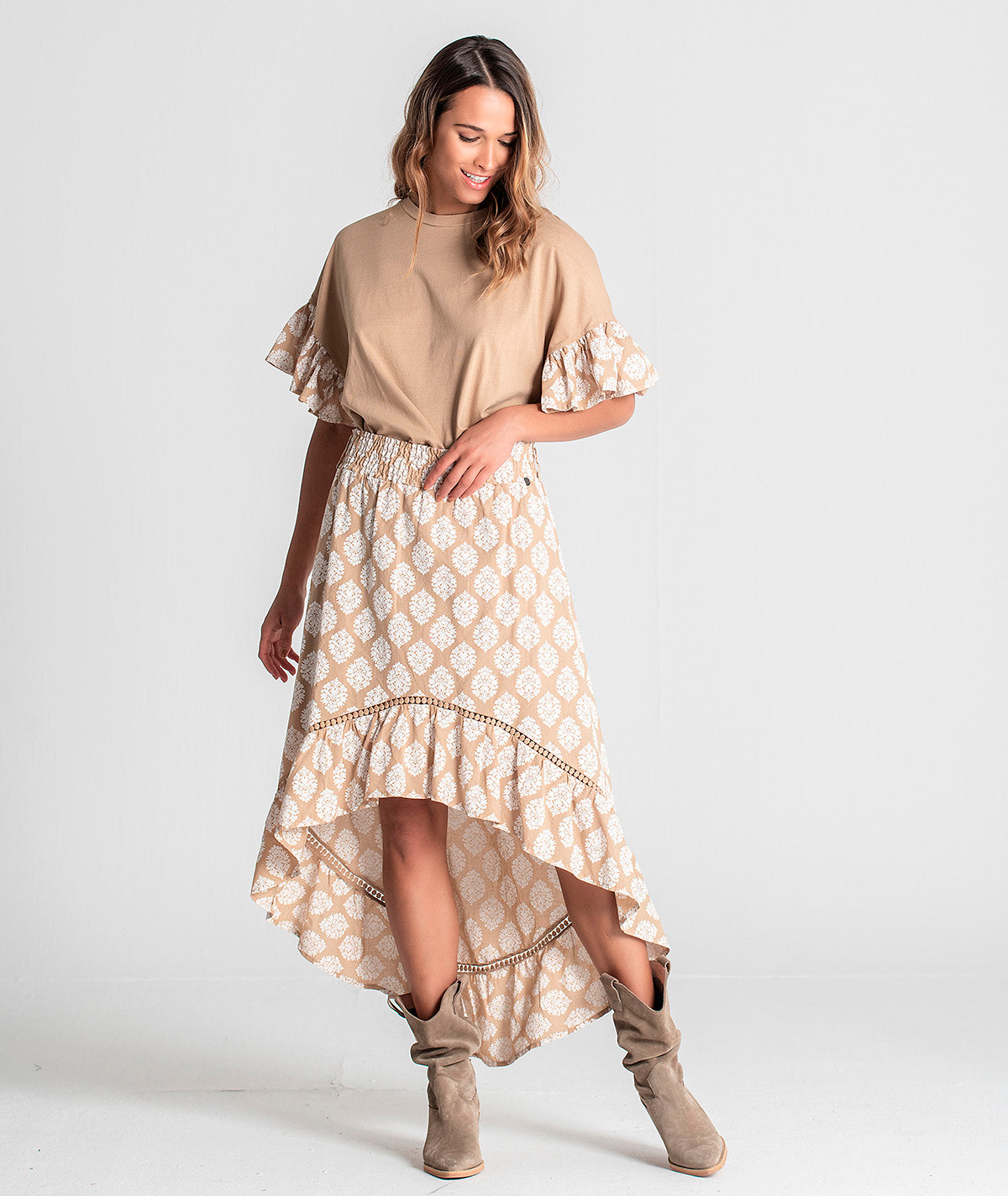 Saia assimétrica com padrão 6061