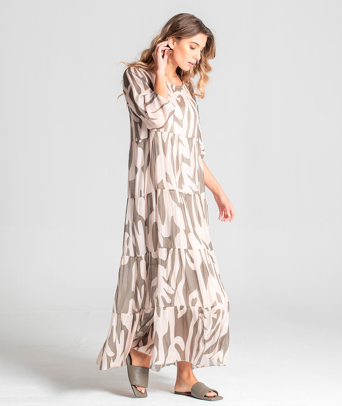 Vestido decote redondo com padrão 6064