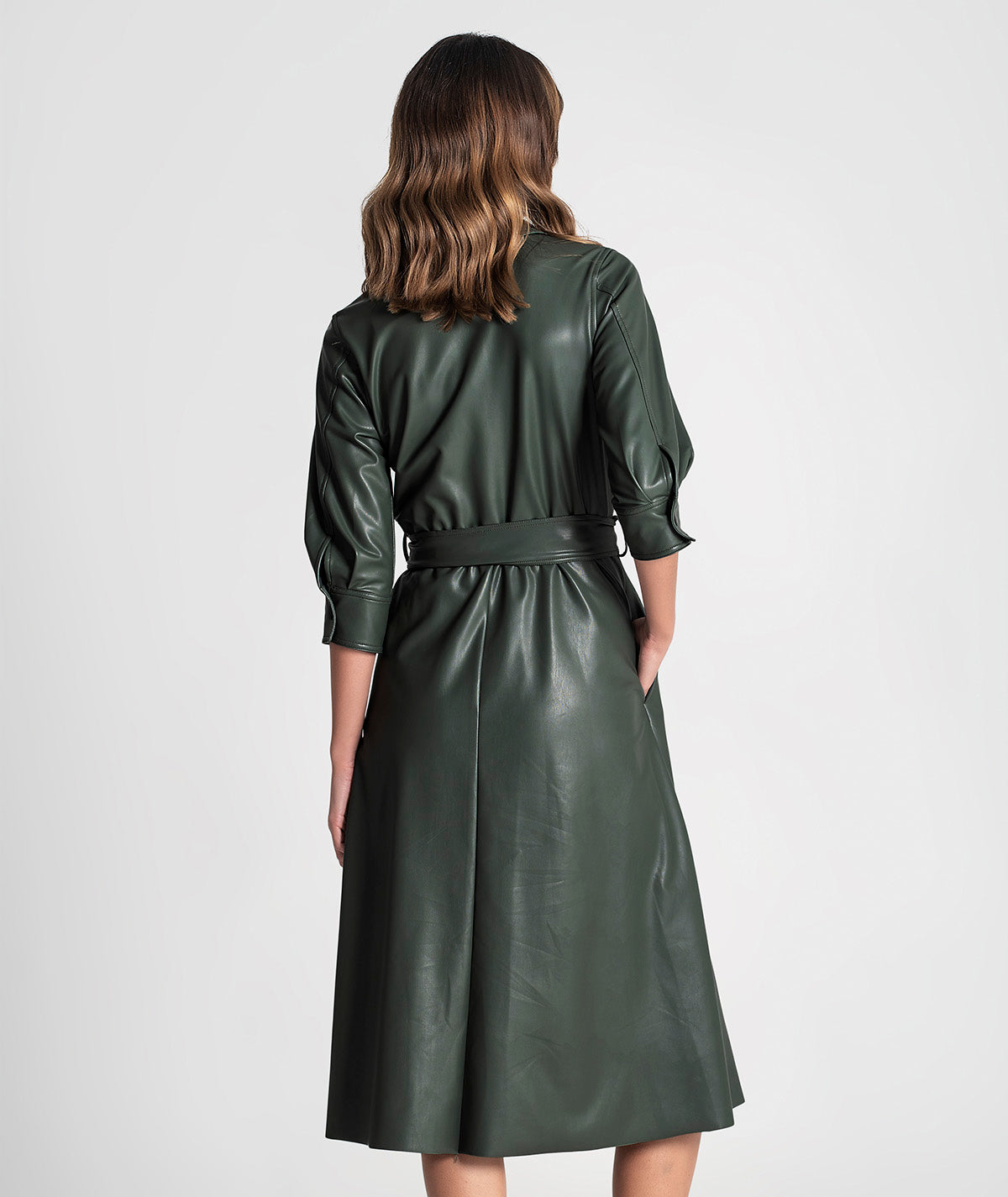 Vestido em napa com molas na frente 6126