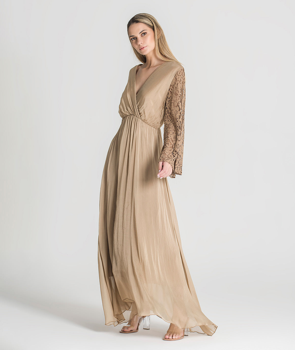 Vestido comprido com mangas em renda 6164