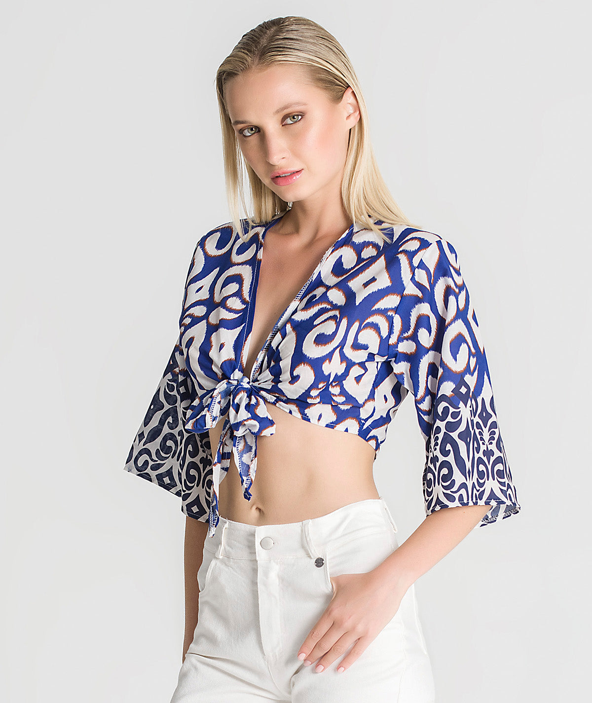 Blusa com padrão e nó na frente 6170