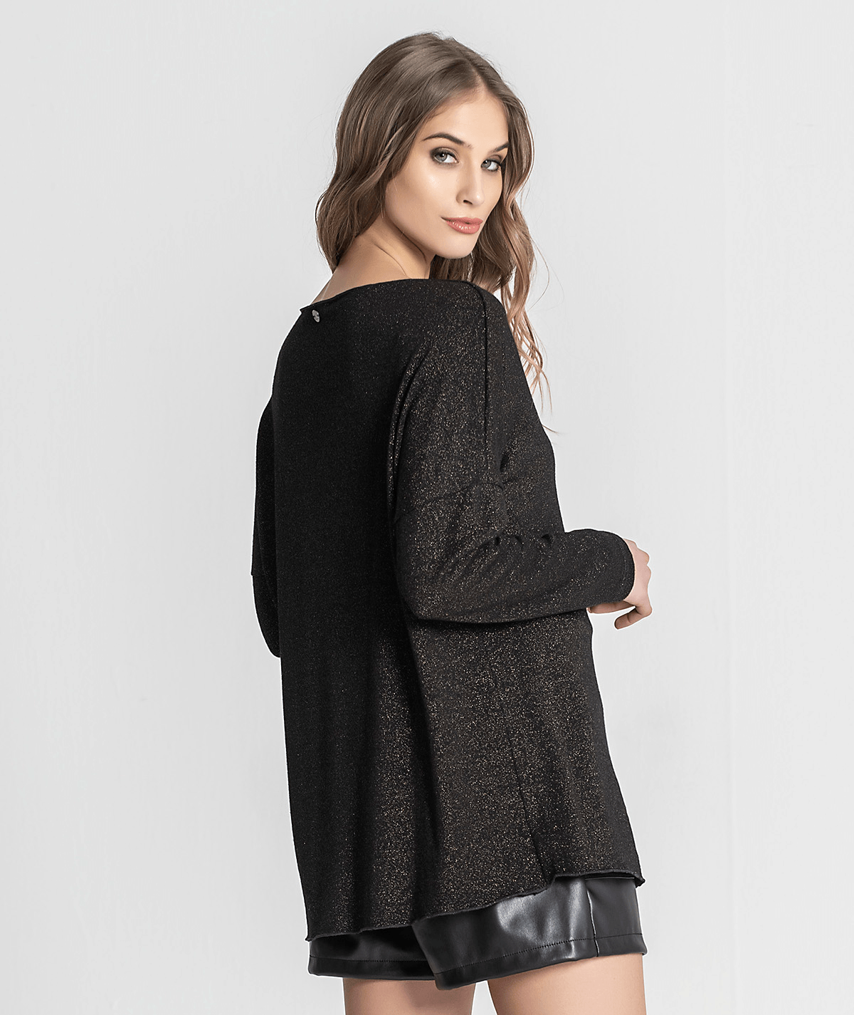 Camisola decote em v brilho 6184