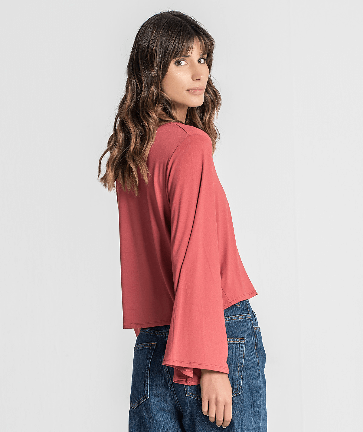 Camisola decote em V com mangas sino 6215
