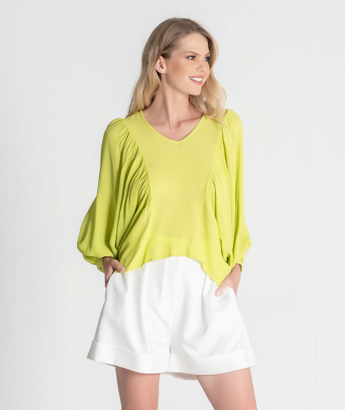 Blusa com franzido na frente 6223