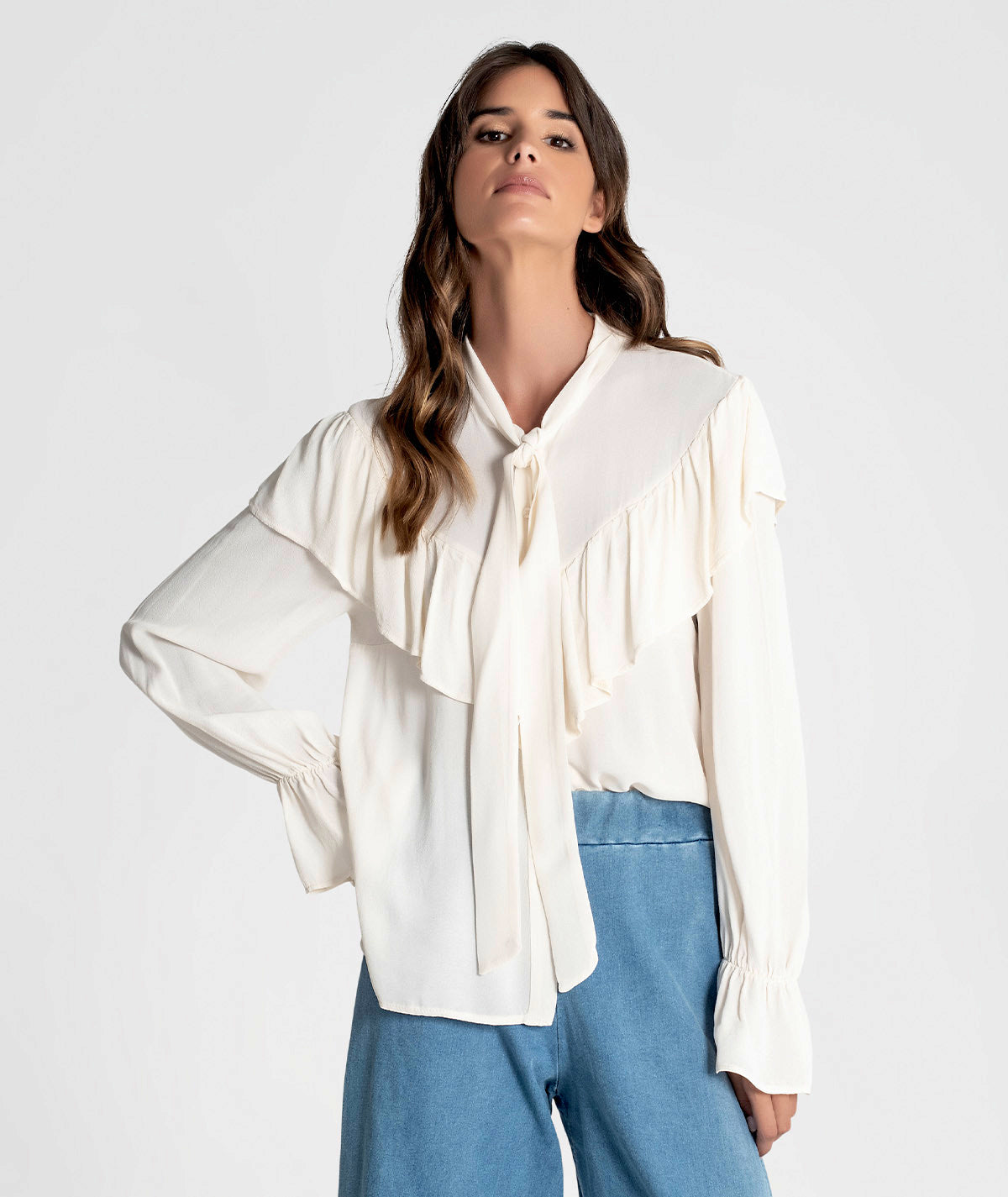Blusa com folhos na frente e mangas 6225