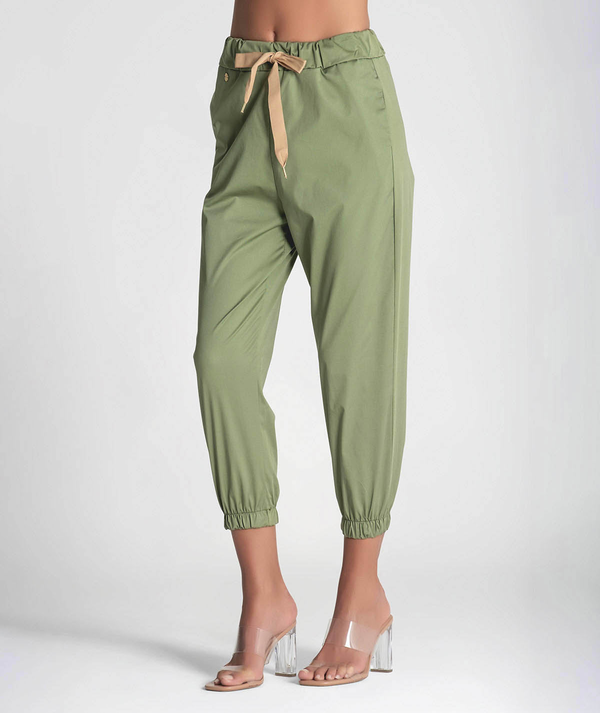Calças jogger com cordão ajustável 6243