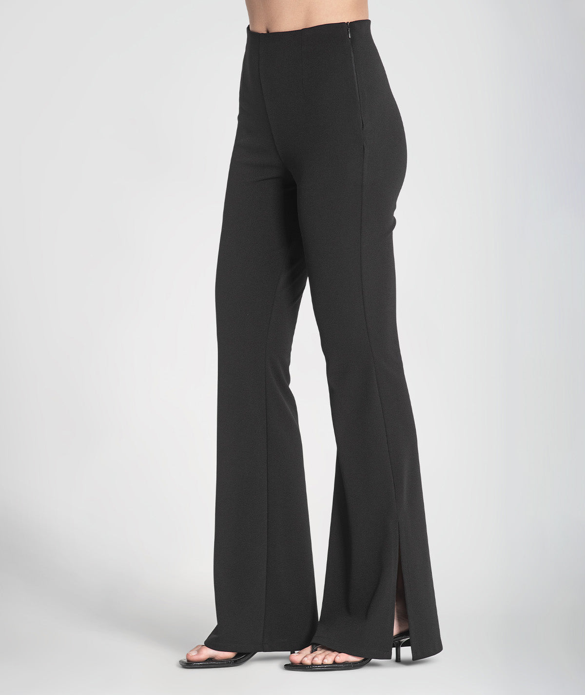 Calças boca de sino justas 6245